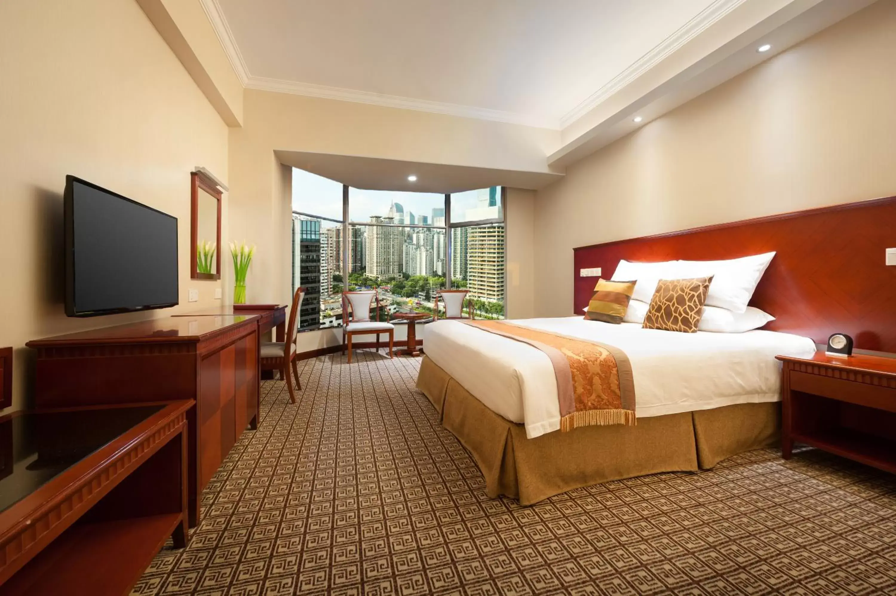 Business King Room in Ramada by Wyndham Pearl Guangzhou-Canton Fair Free Shuttle Bus Business King Room in Ramada by Wyndham Pearl Guangzhou-Canton Fair Free Shuttle Bus