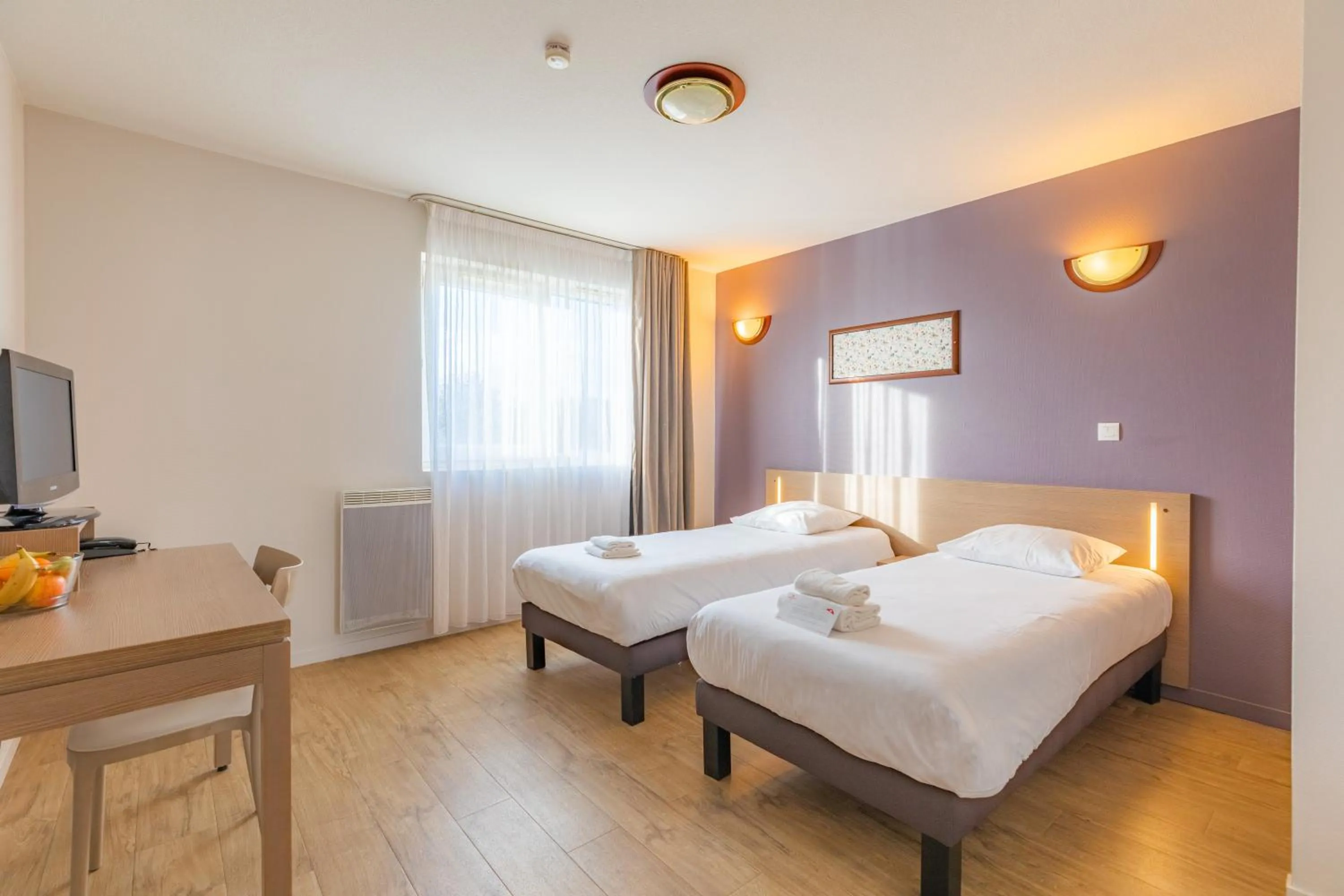 Bed in Appart'City Classic La Roche sur Yon Centre