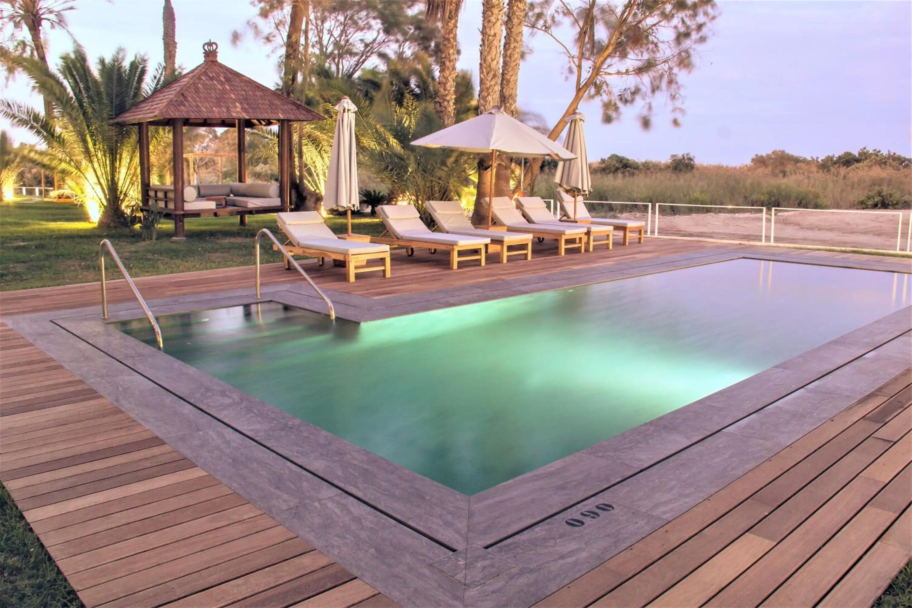 Swimming pool in Botaniq Hotel Boutique