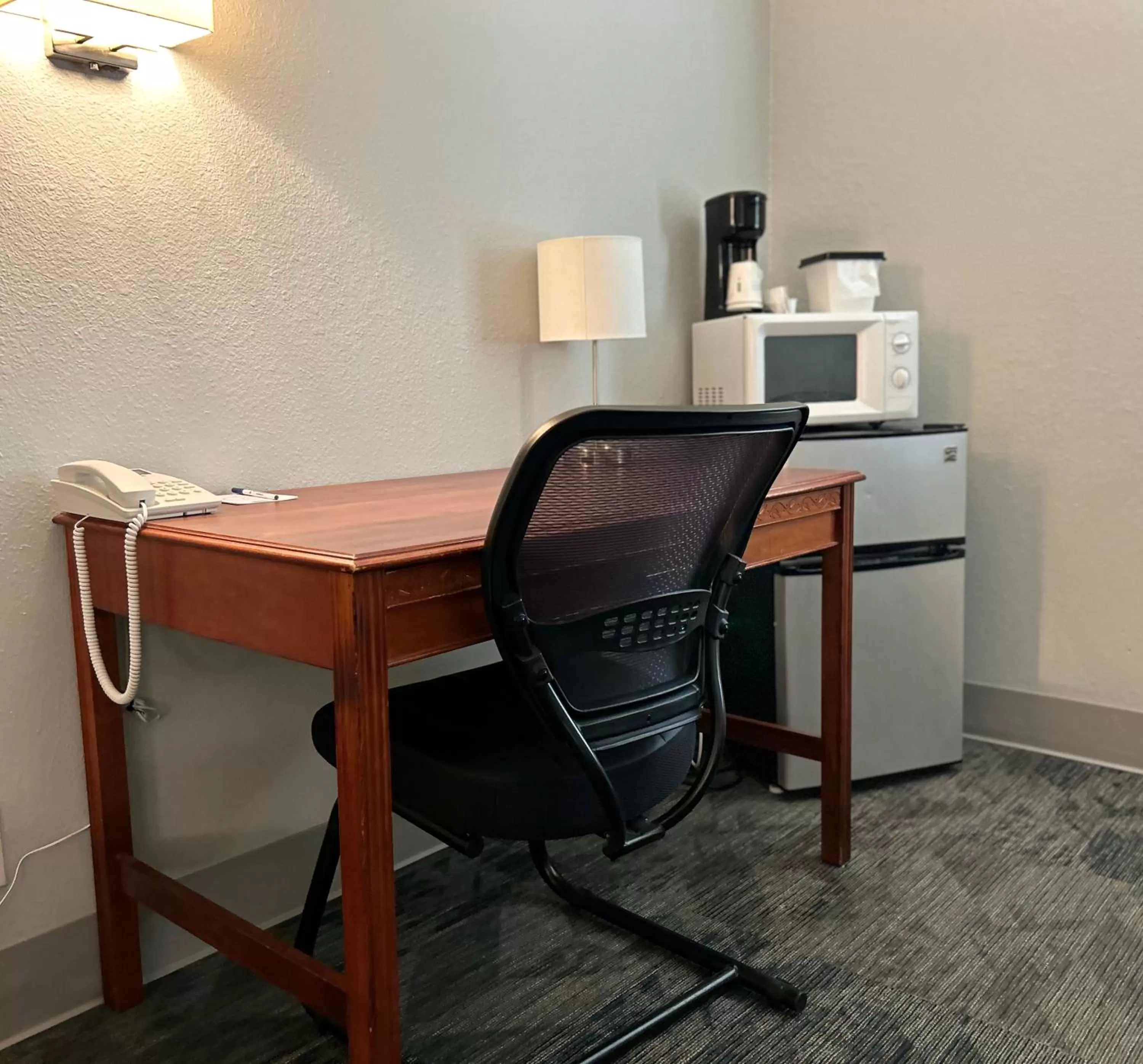 Travelodge by Wyndham Lincoln South