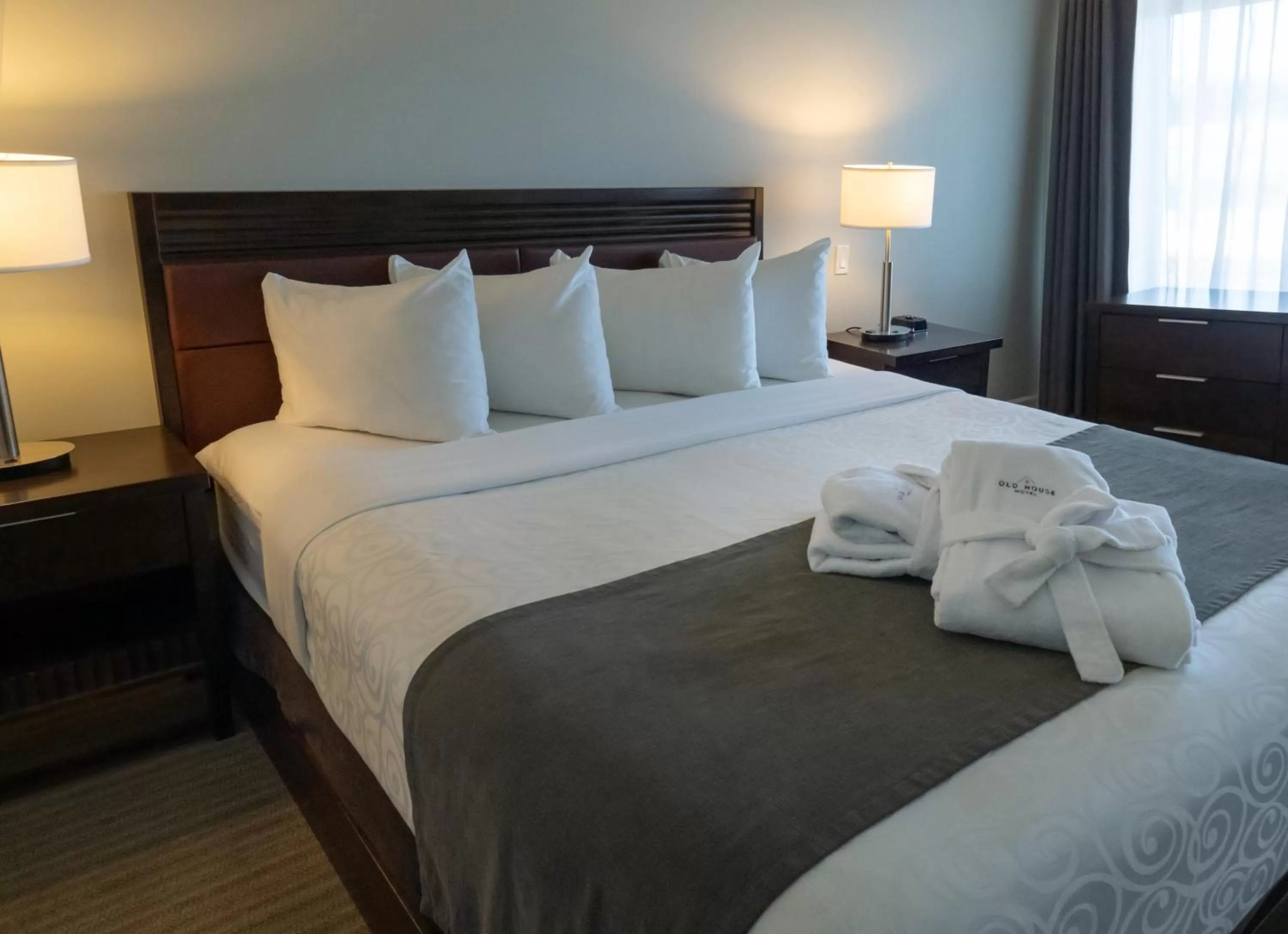 Bed in Old House Hotel