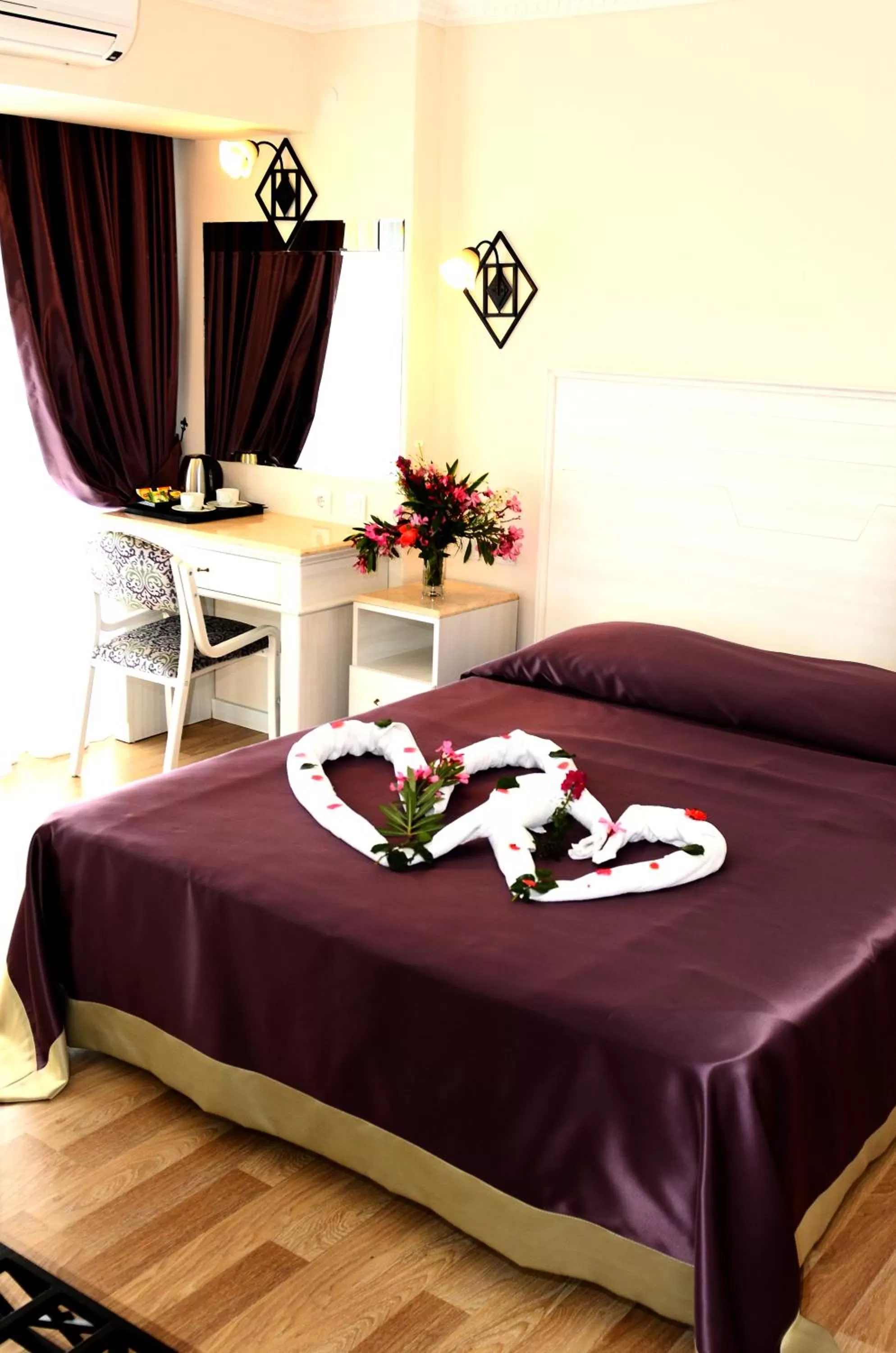 Decorative detail in Hotel By Karaaslan Inn