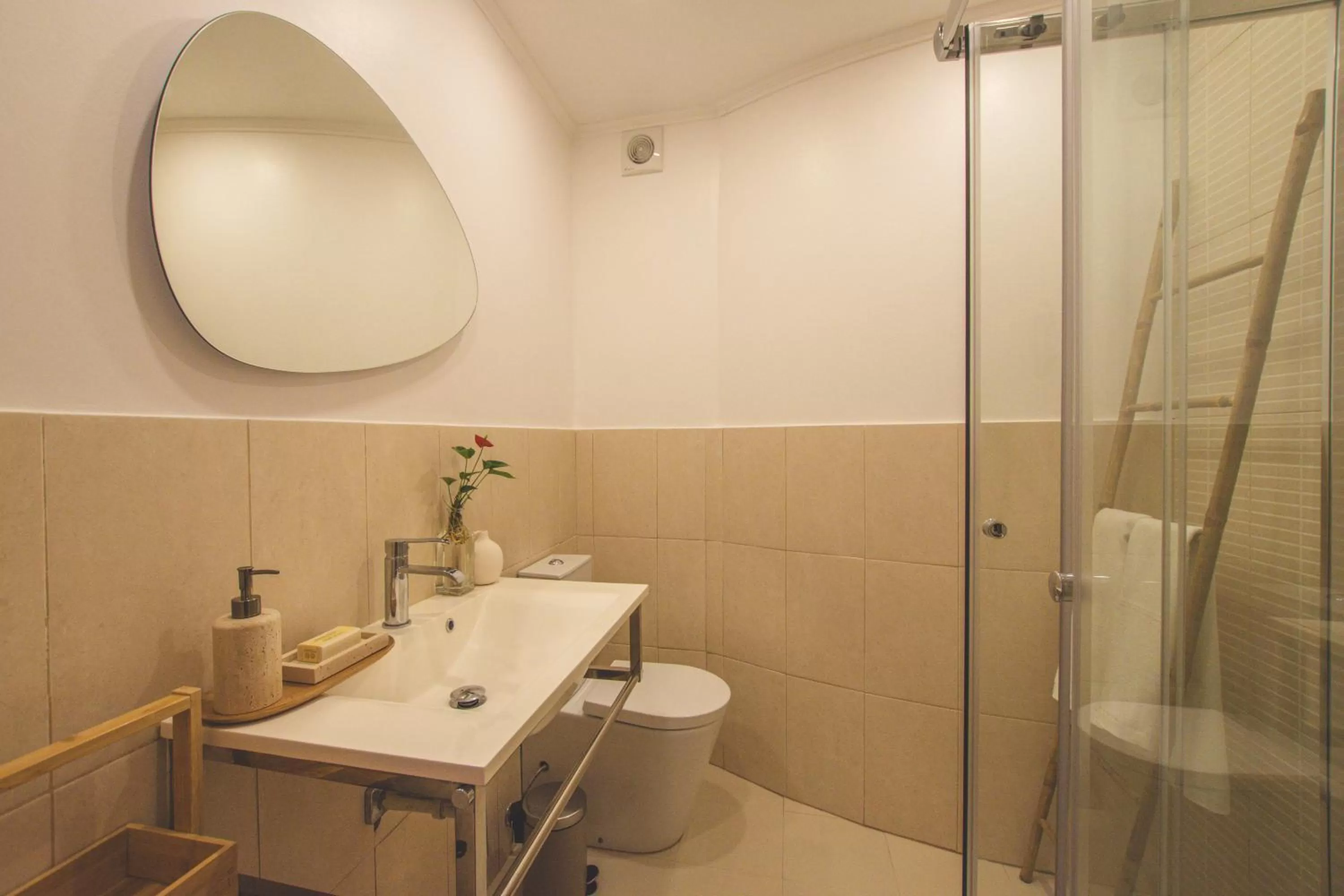 Bathroom in Villa Pietra Estoril Eco Guesthouse