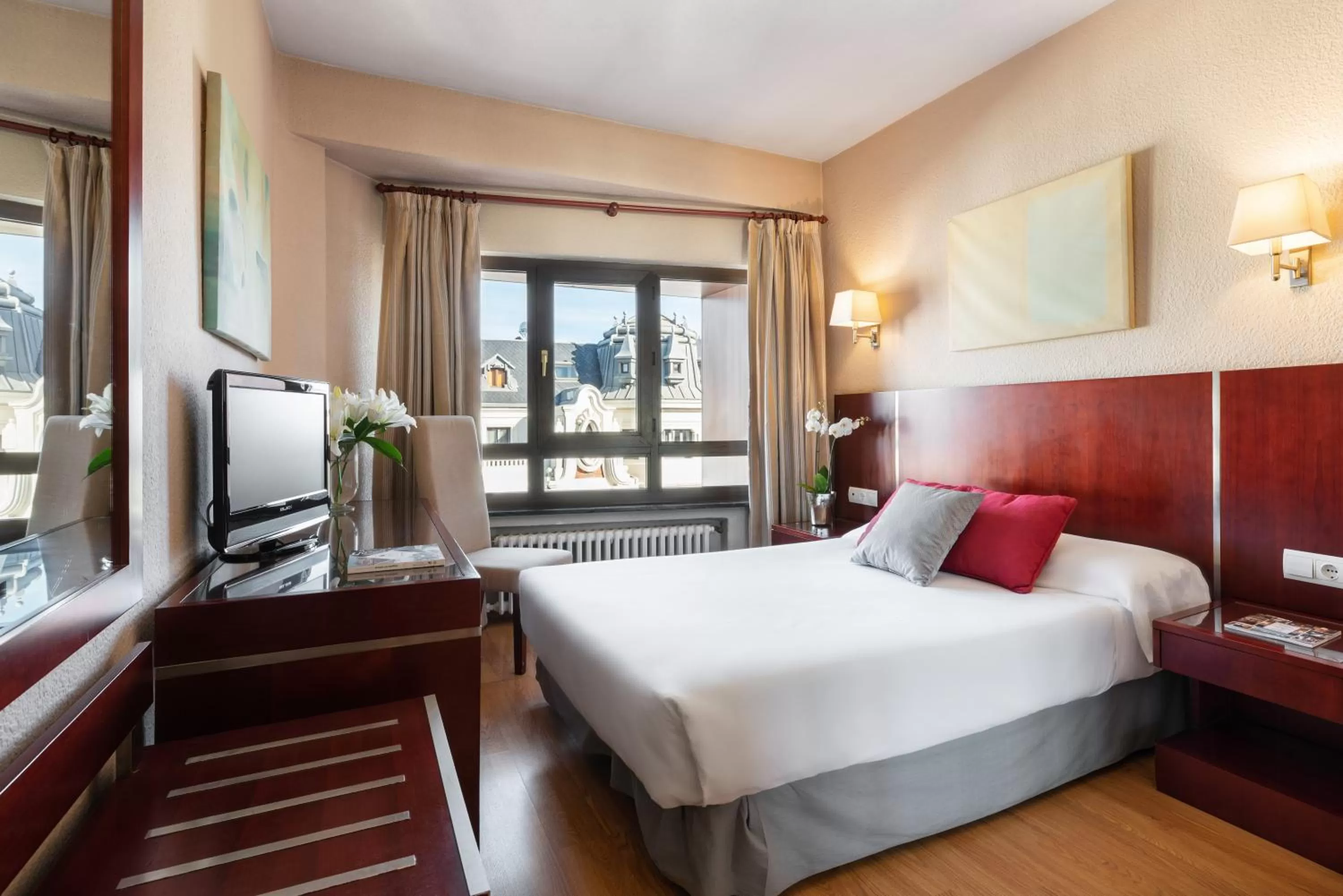 Bedroom, Bed in Crisol Riosol