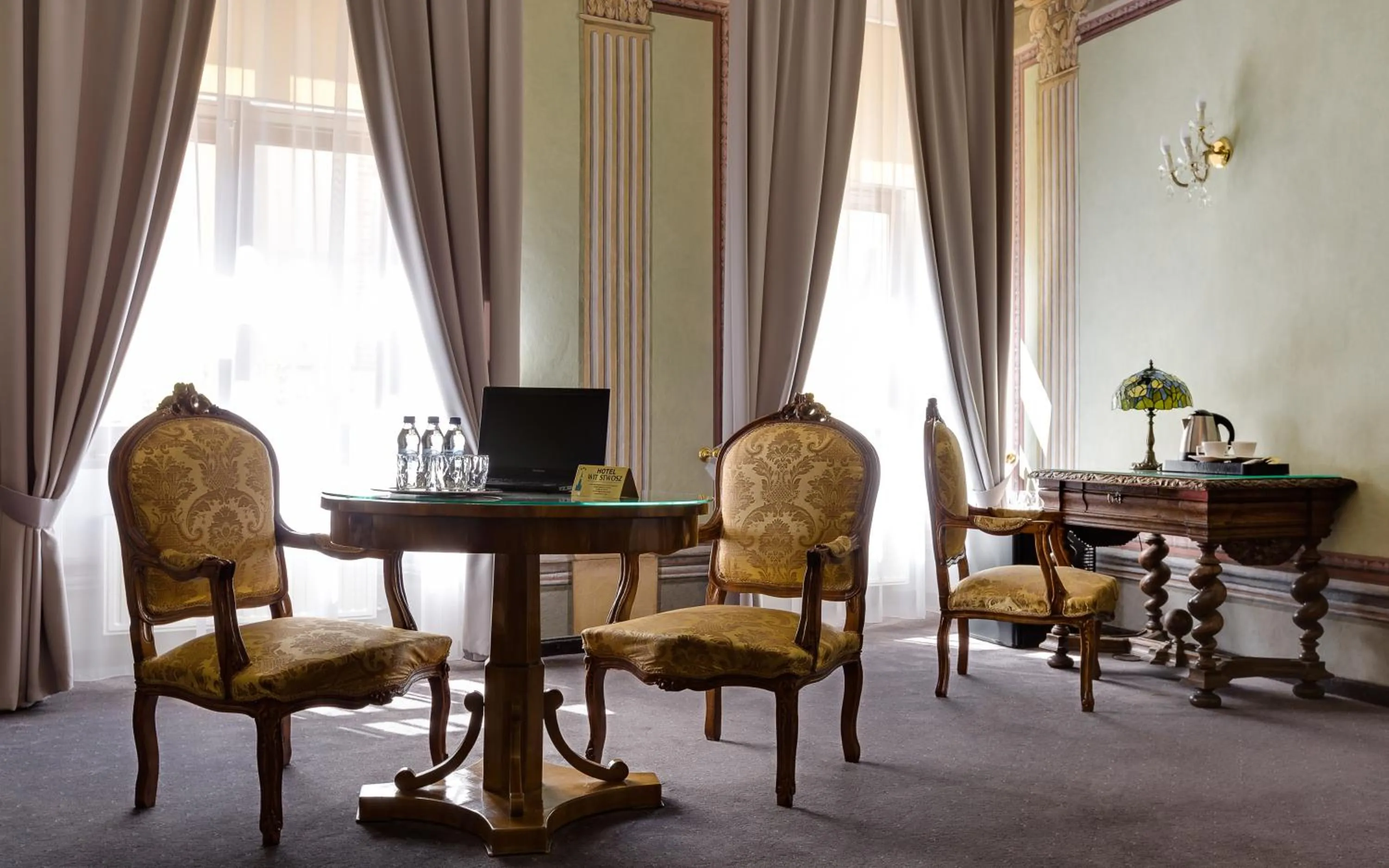 Seating area in Hotel Wit Stwosz