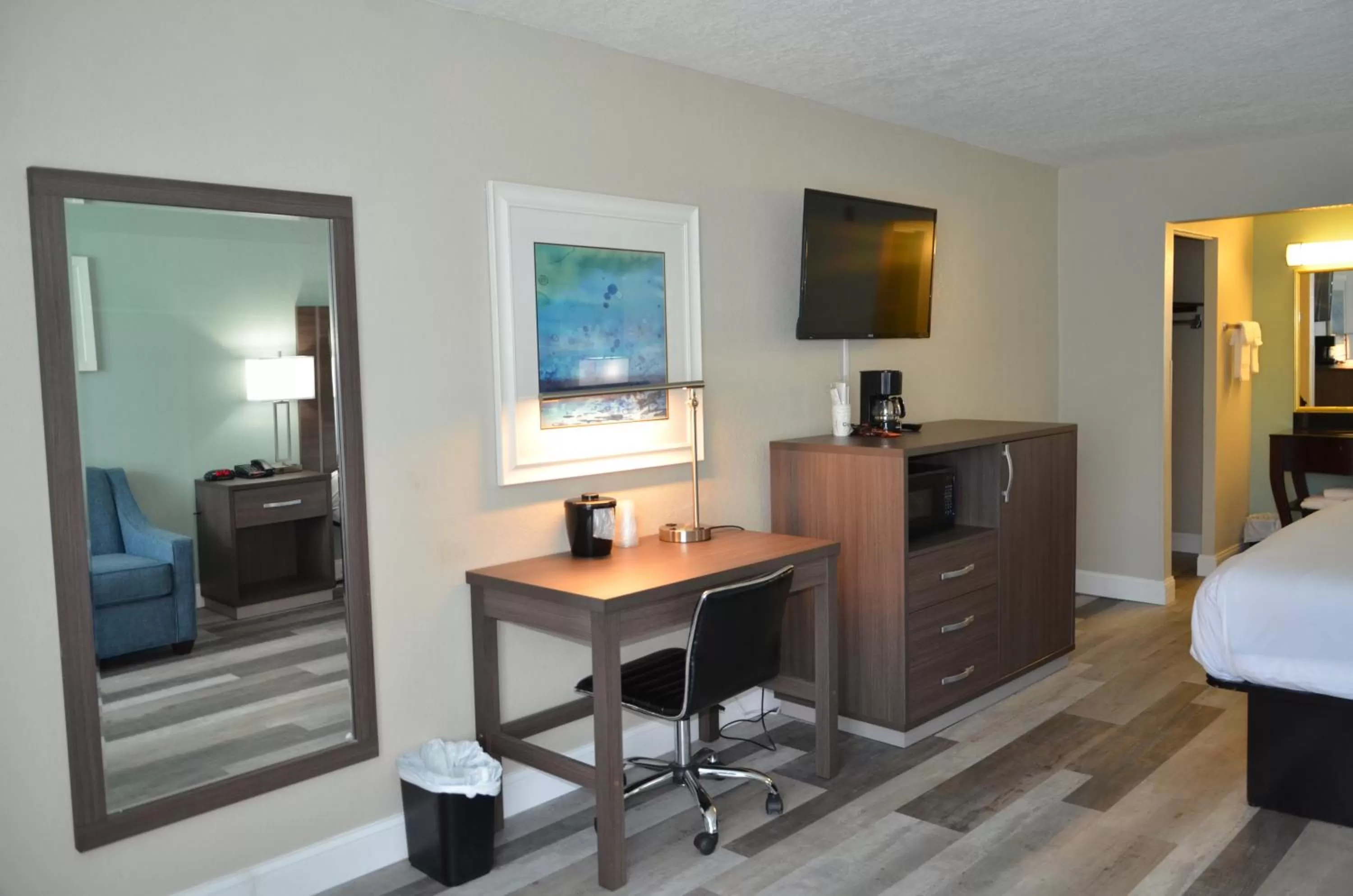 Bed in Opal Hotel & Suites