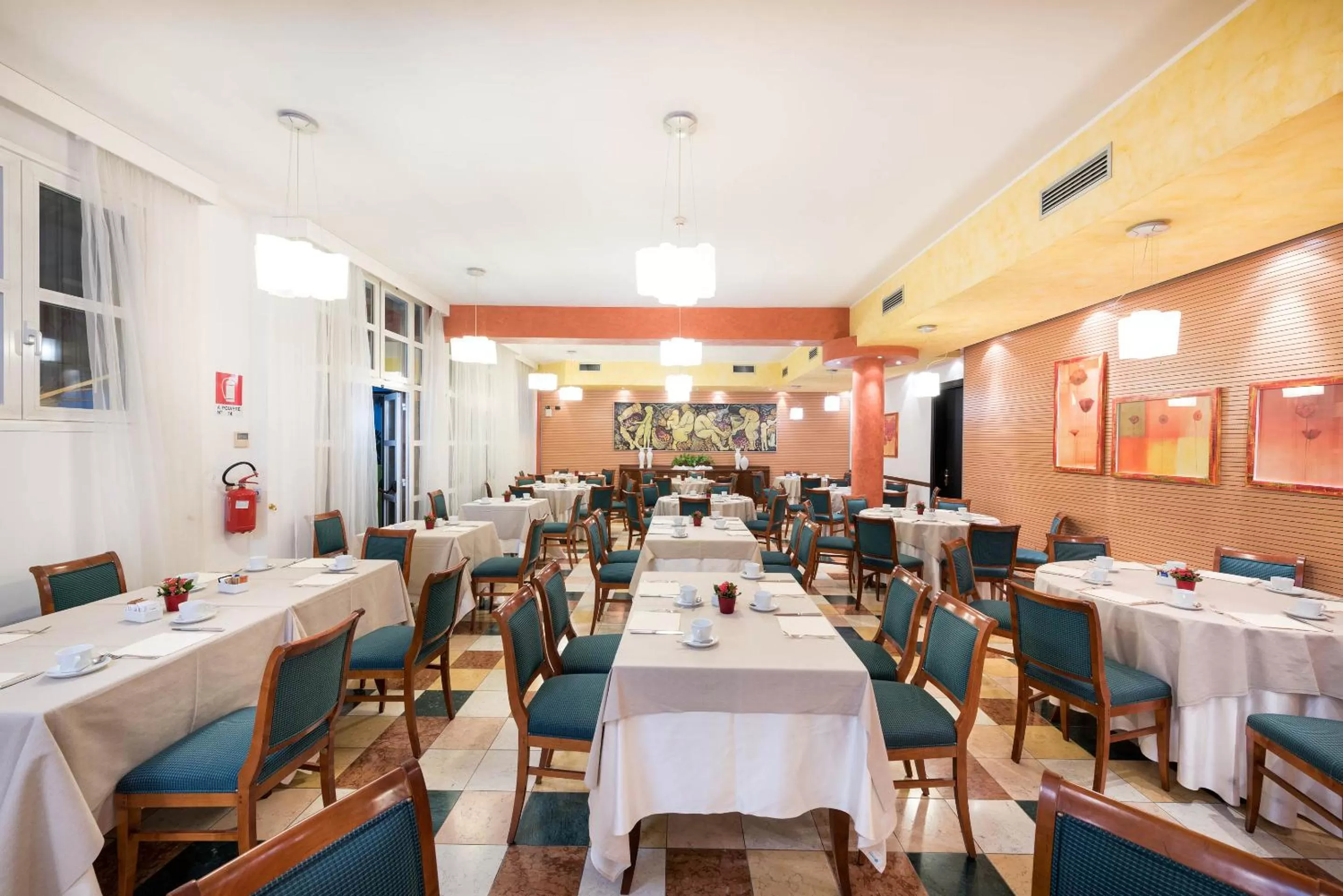 Restaurant/places to eat in Hotel Villa Malaspina