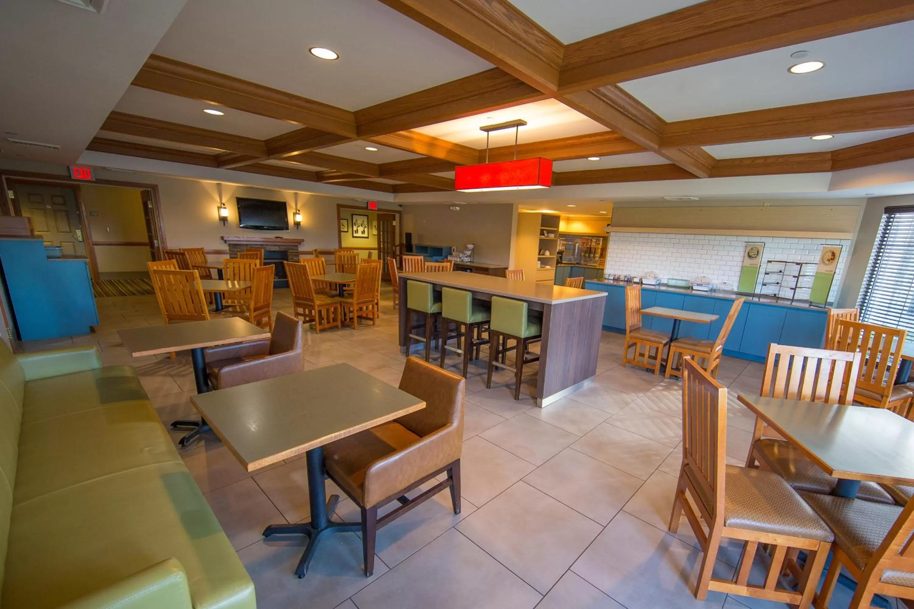 Day in Country Inn & Suites by Radisson, Portage, IN