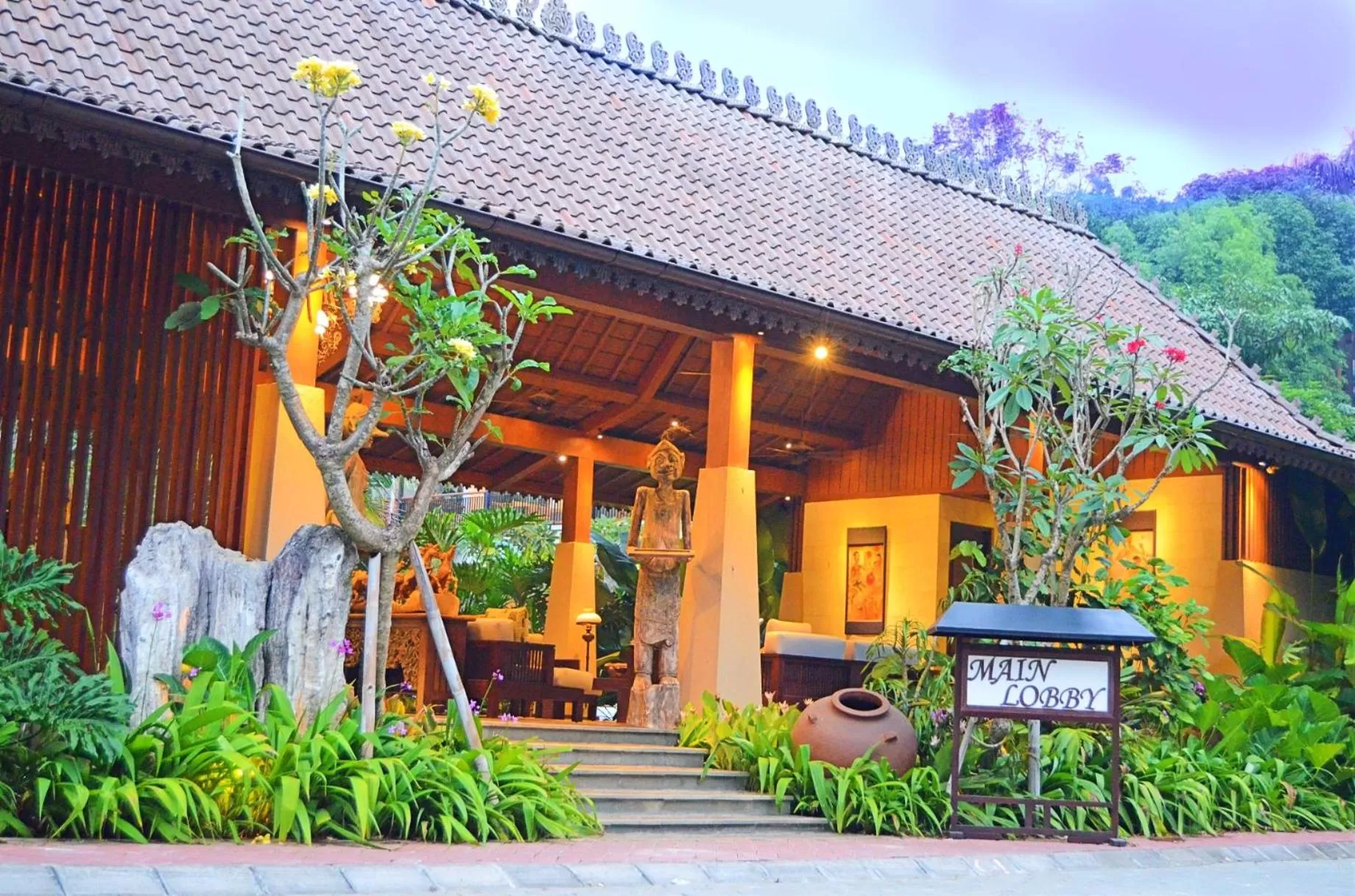 Lobby or reception in Amanuba Hotel & Resort Rancamaya