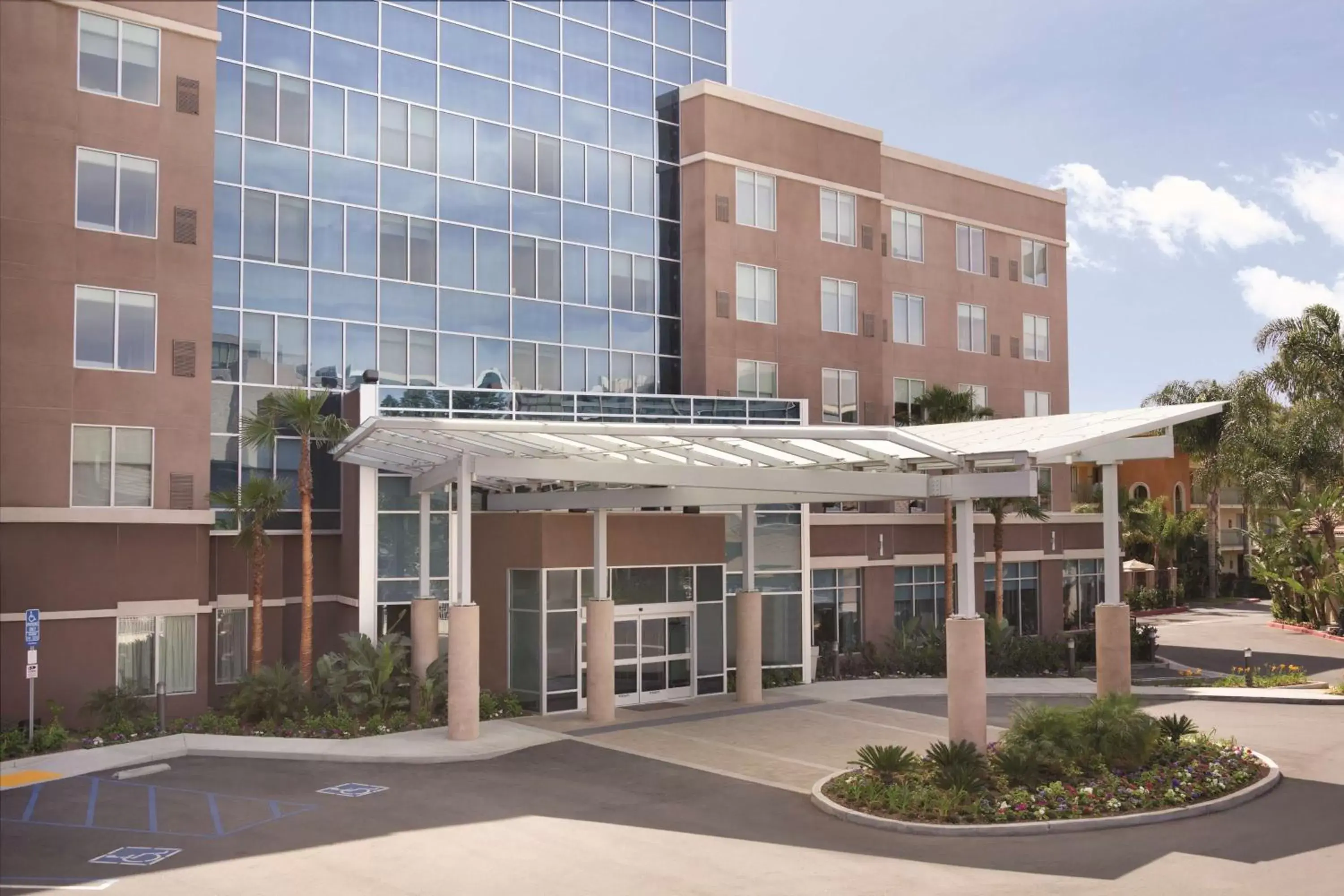 Hyatt Place at Anaheim Resort / Convention Center Hyatt Place at Anaheim Resort / Convention Center