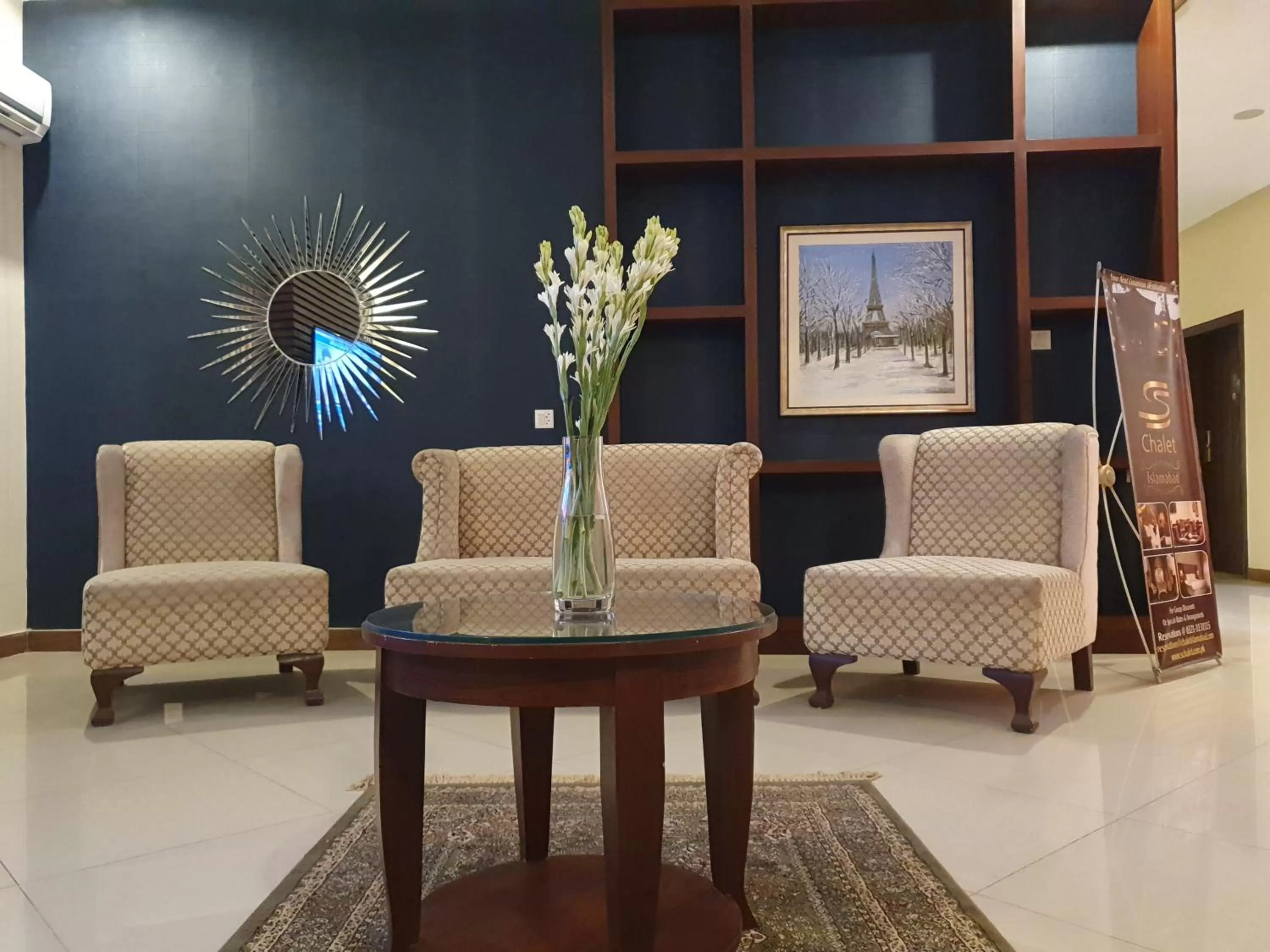 Lobby or reception in S Chalet Multan