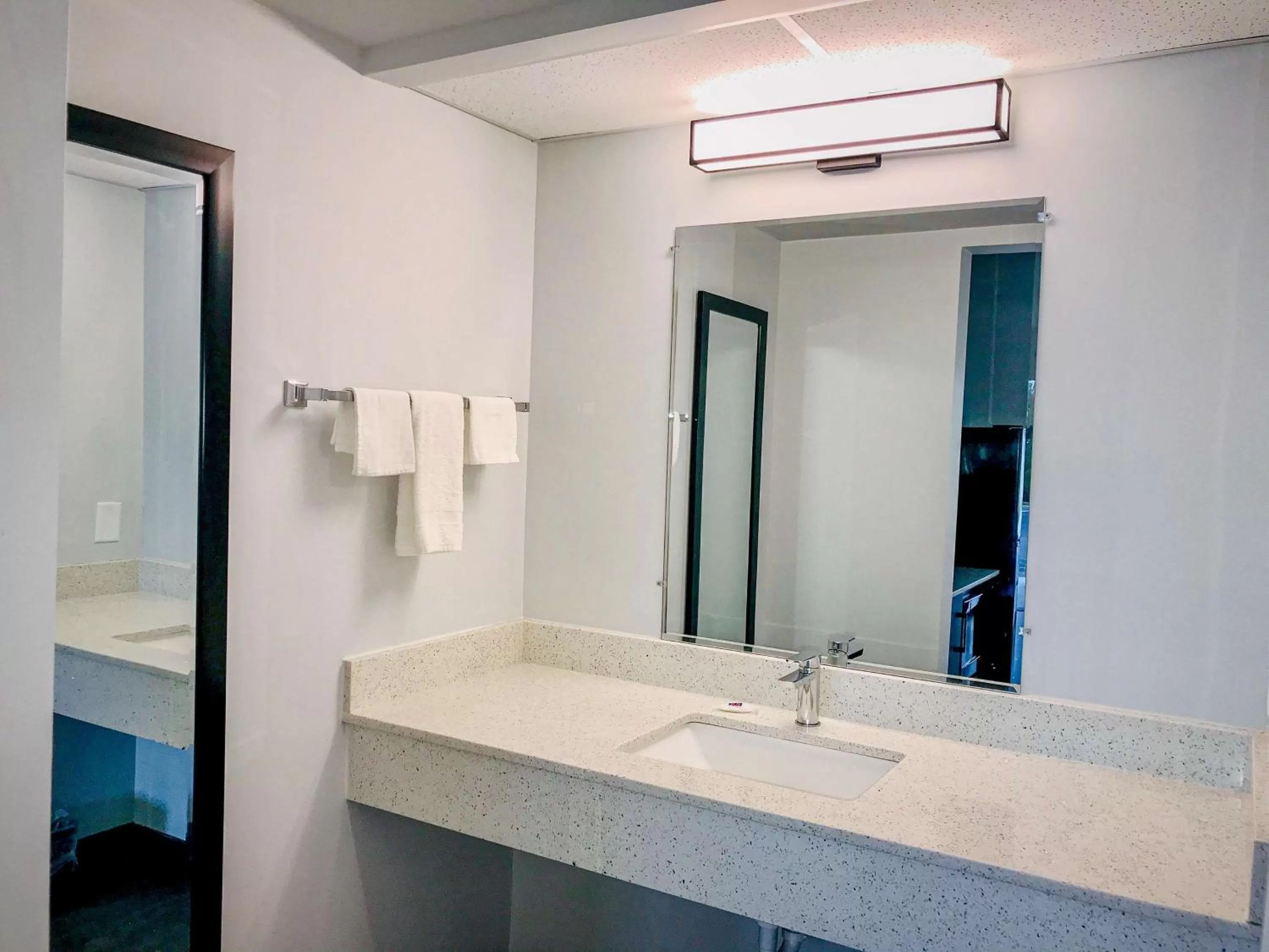 Photo of the whole room, Bathroom in Studio 6 Dublin, Ga