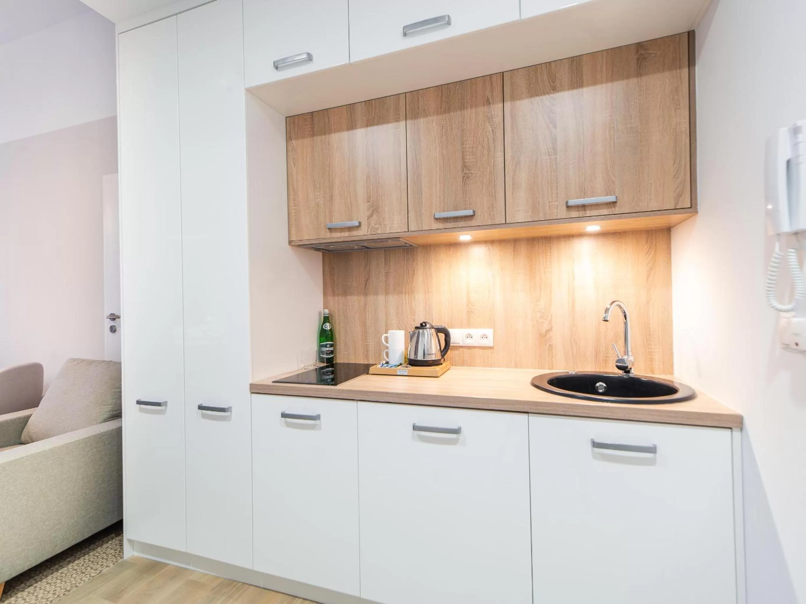 Kitchen or kitchenette in Molo Park Aparthotel