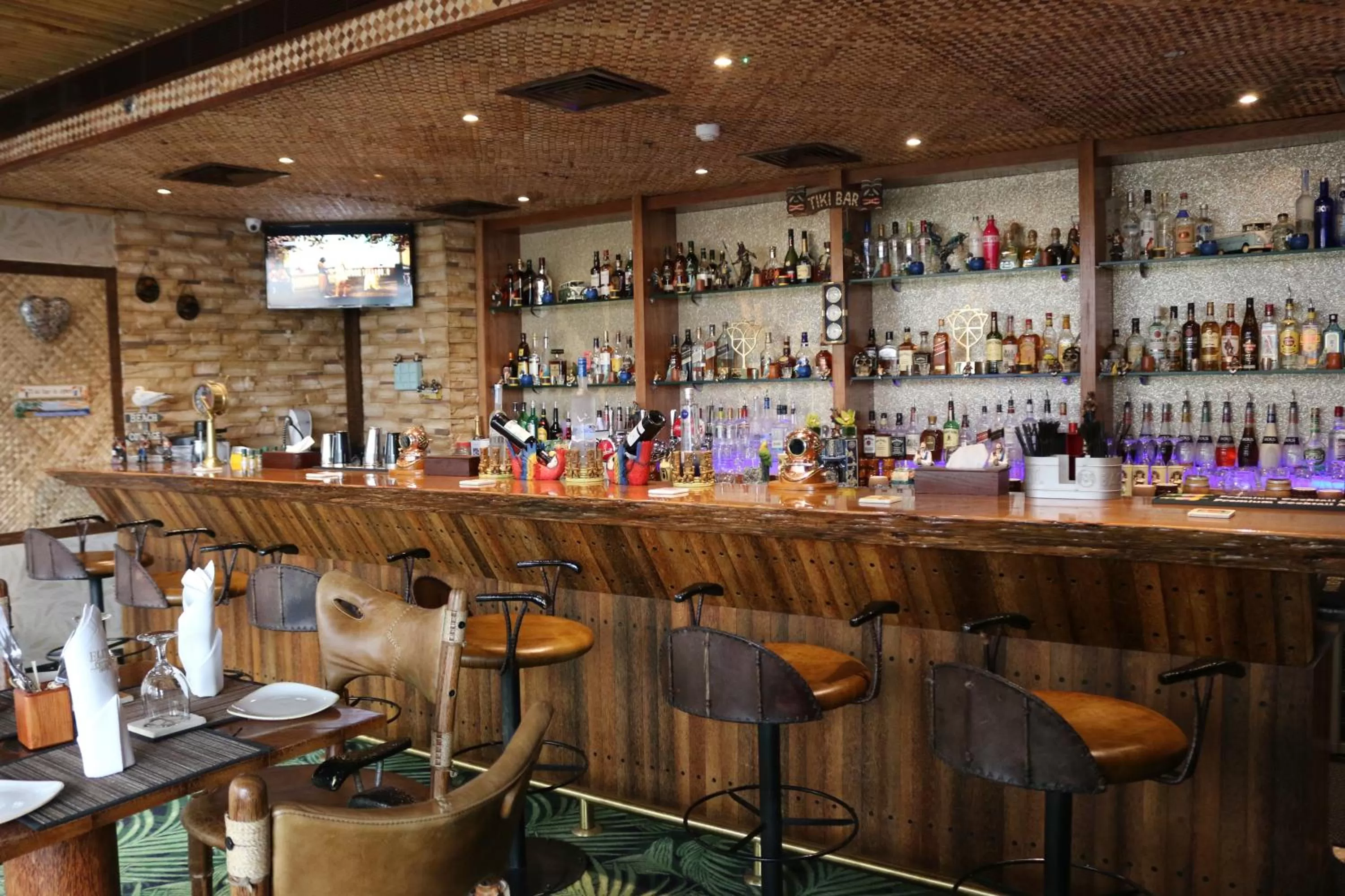 Lounge or bar in Elite Crystal Hotel