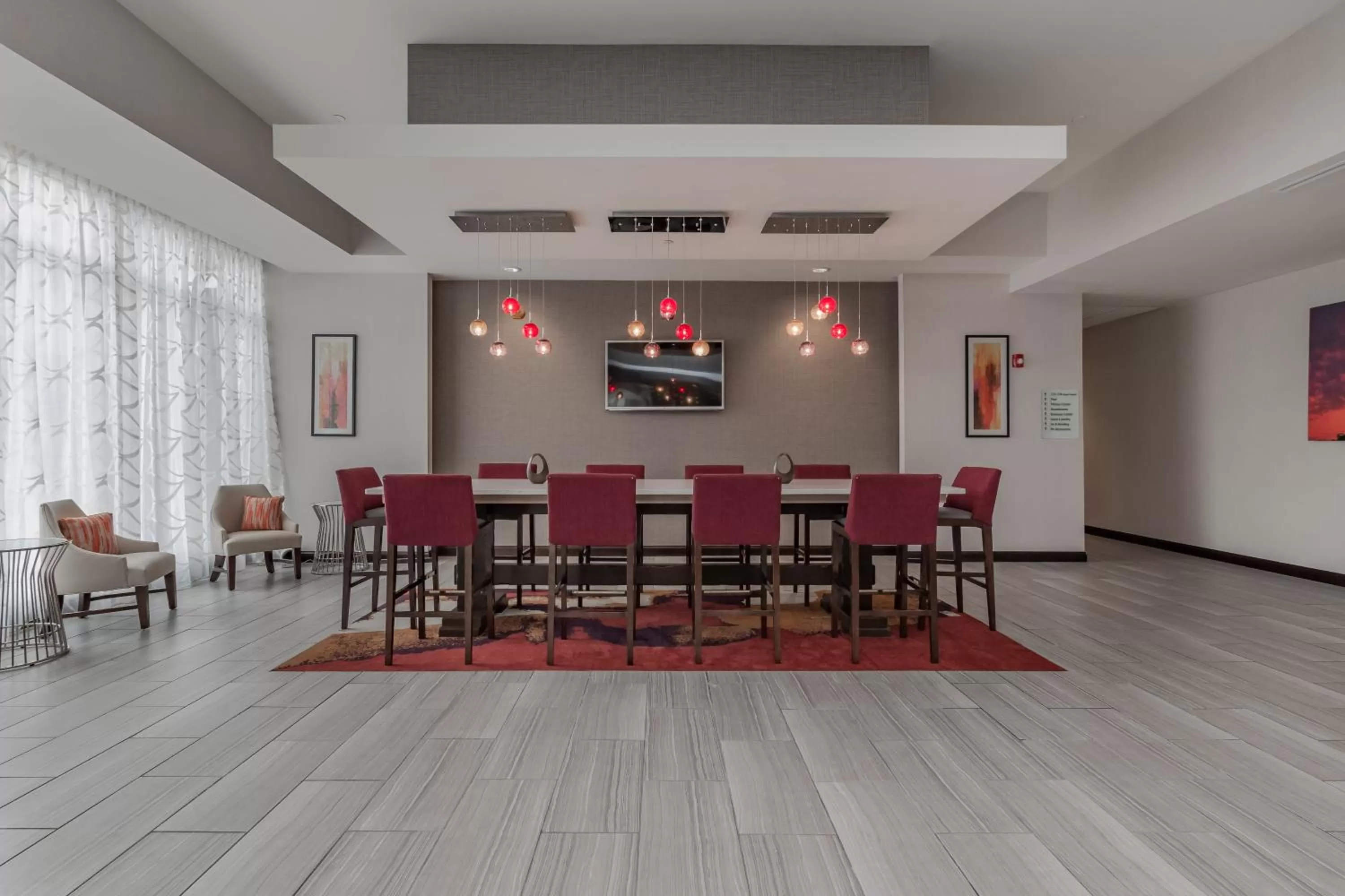 Property building in Holiday Inn Mishawaka by IHG