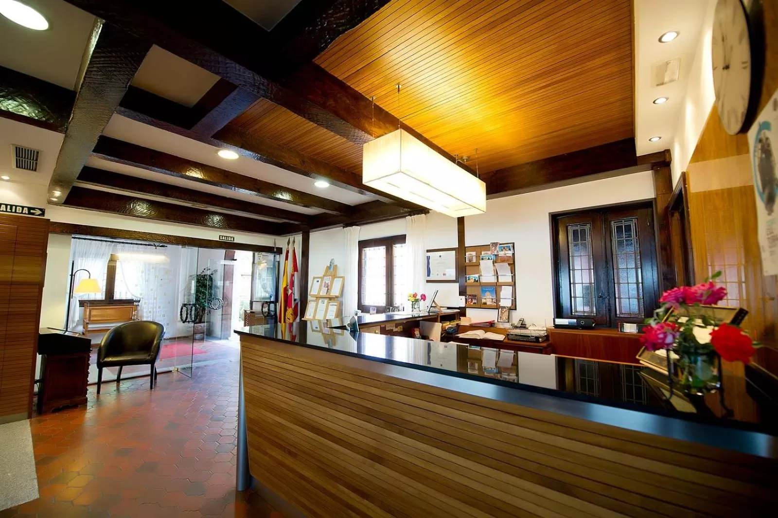 Lobby or reception in Hospedium Hotel Juan II