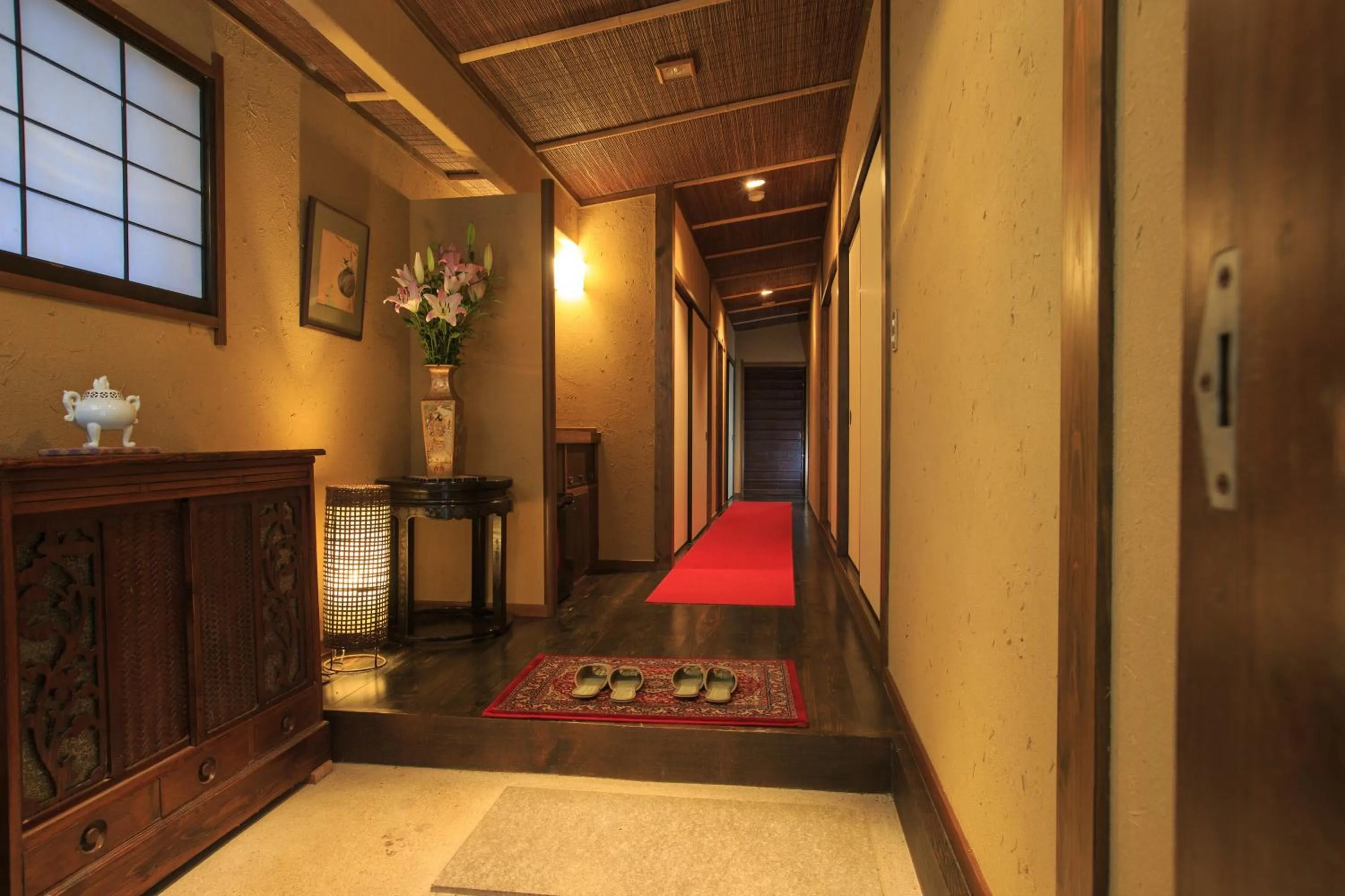 Photo of the whole room in Kinokuniya Ryokan