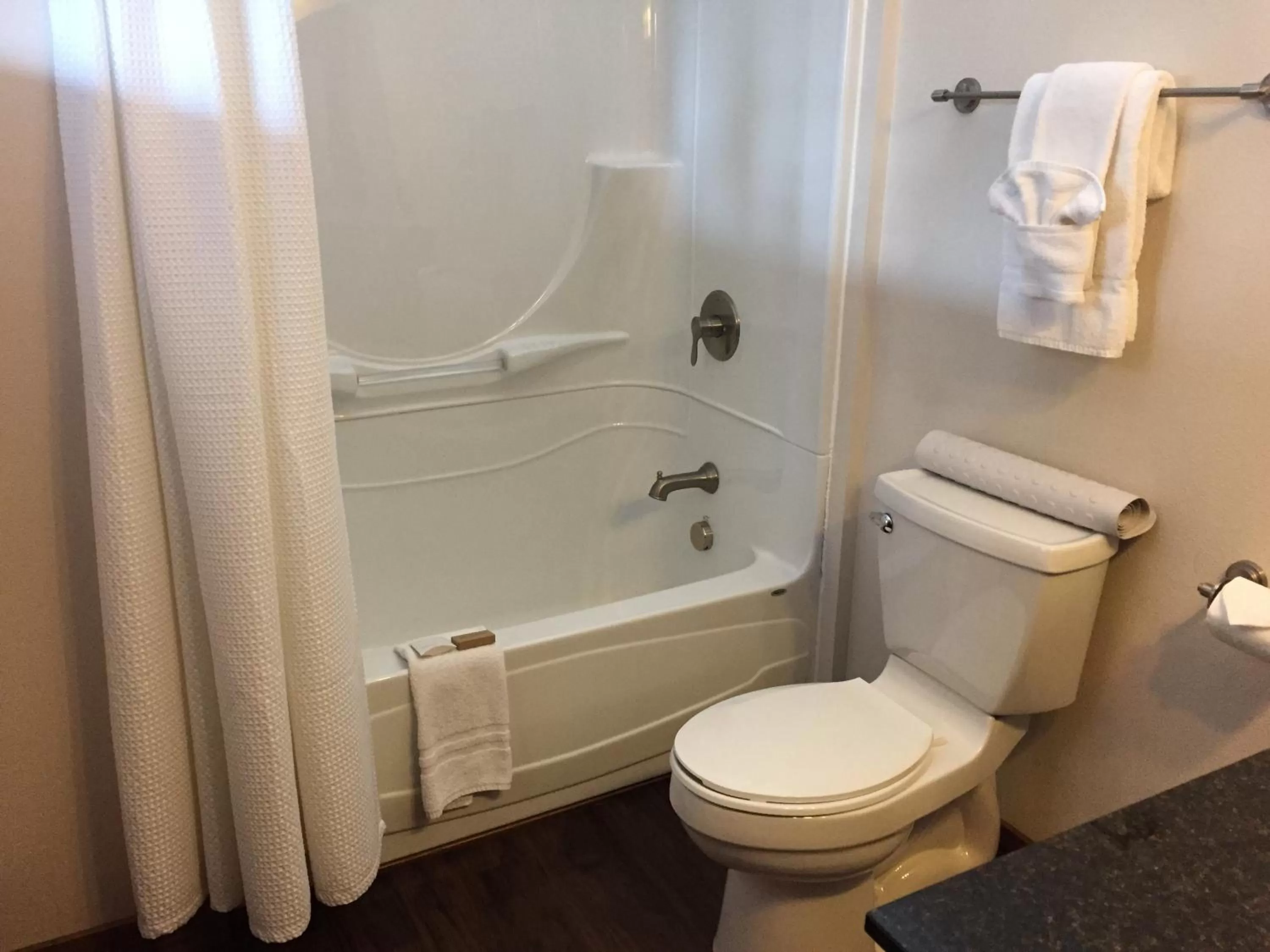 Bathroom in Duck Inn Lodge