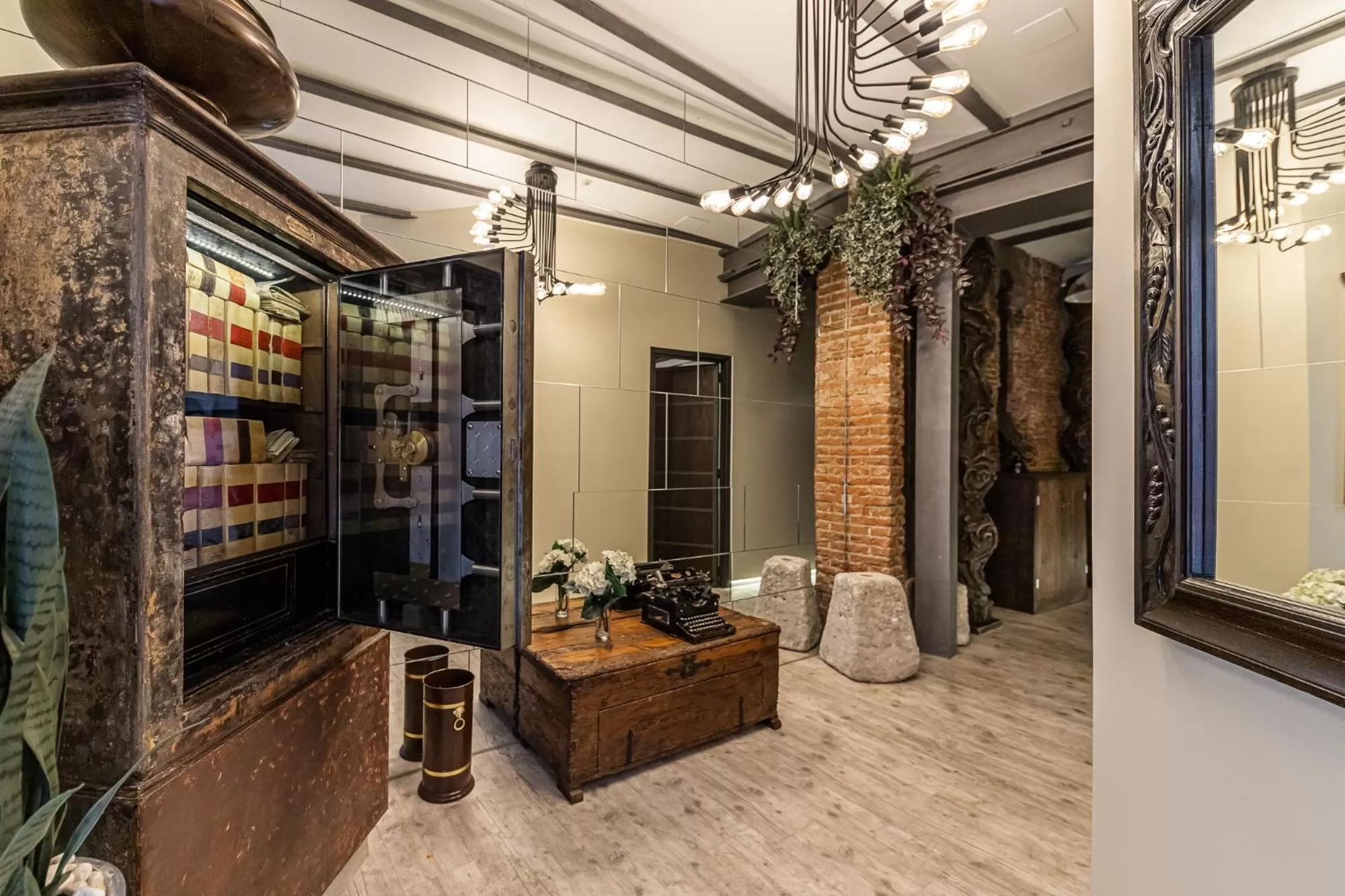 BNBHolder Boutique SOL