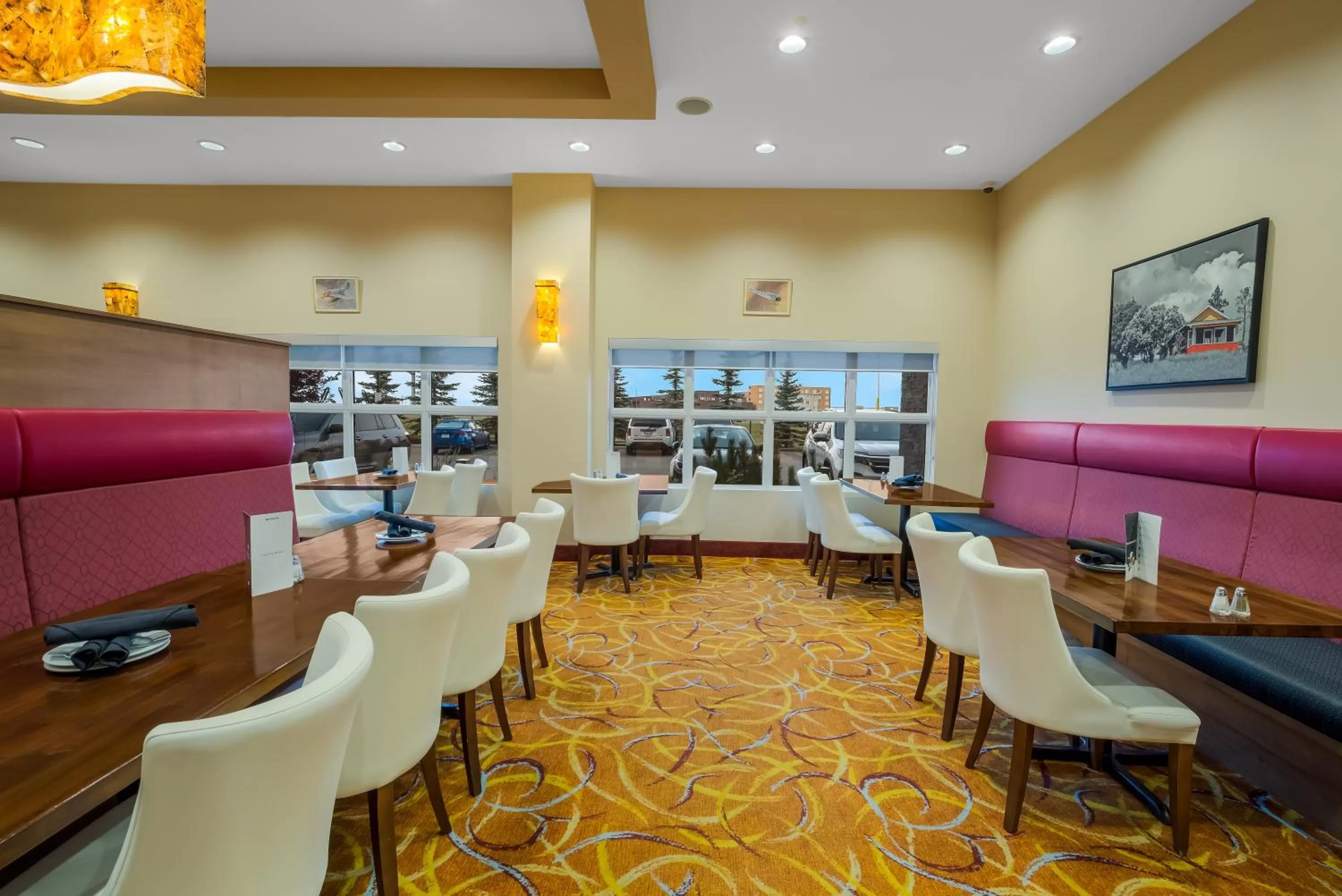 Restaurant/places to eat in Hotel 11, MOD A Sonesta Collection