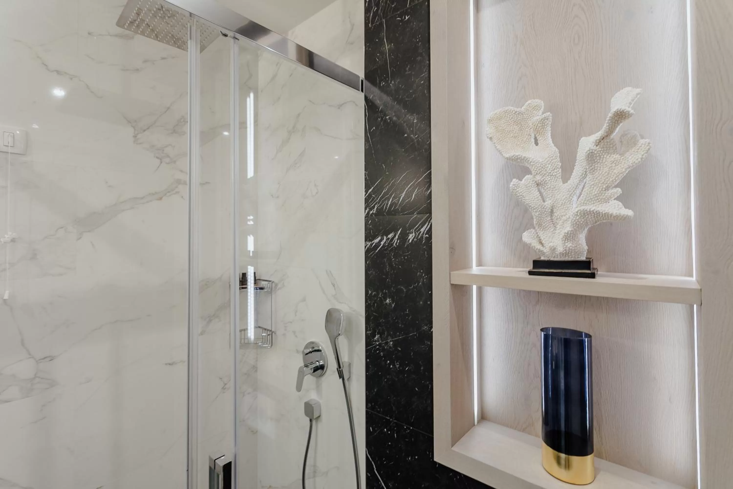 Shower in Boutique Hotel Casa del Mare - Vizura