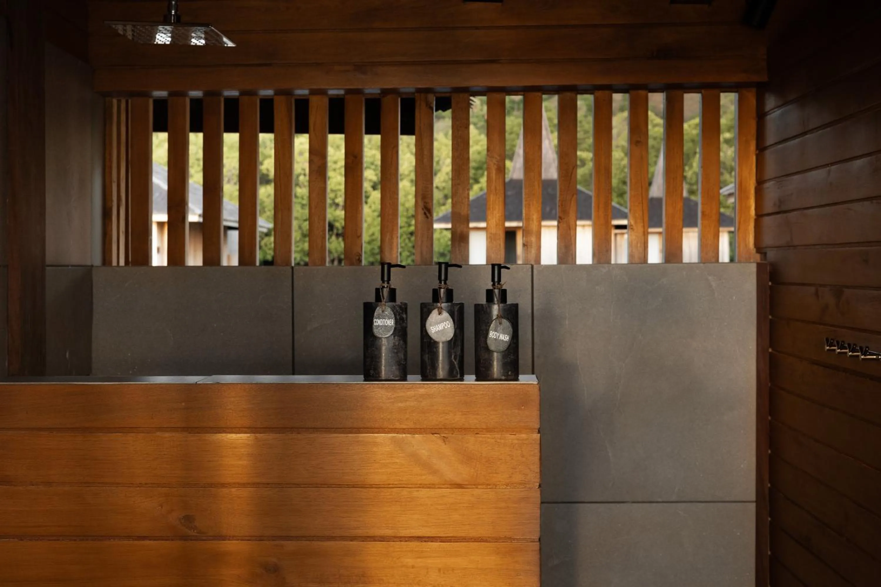 Shower in Menjaga Bay