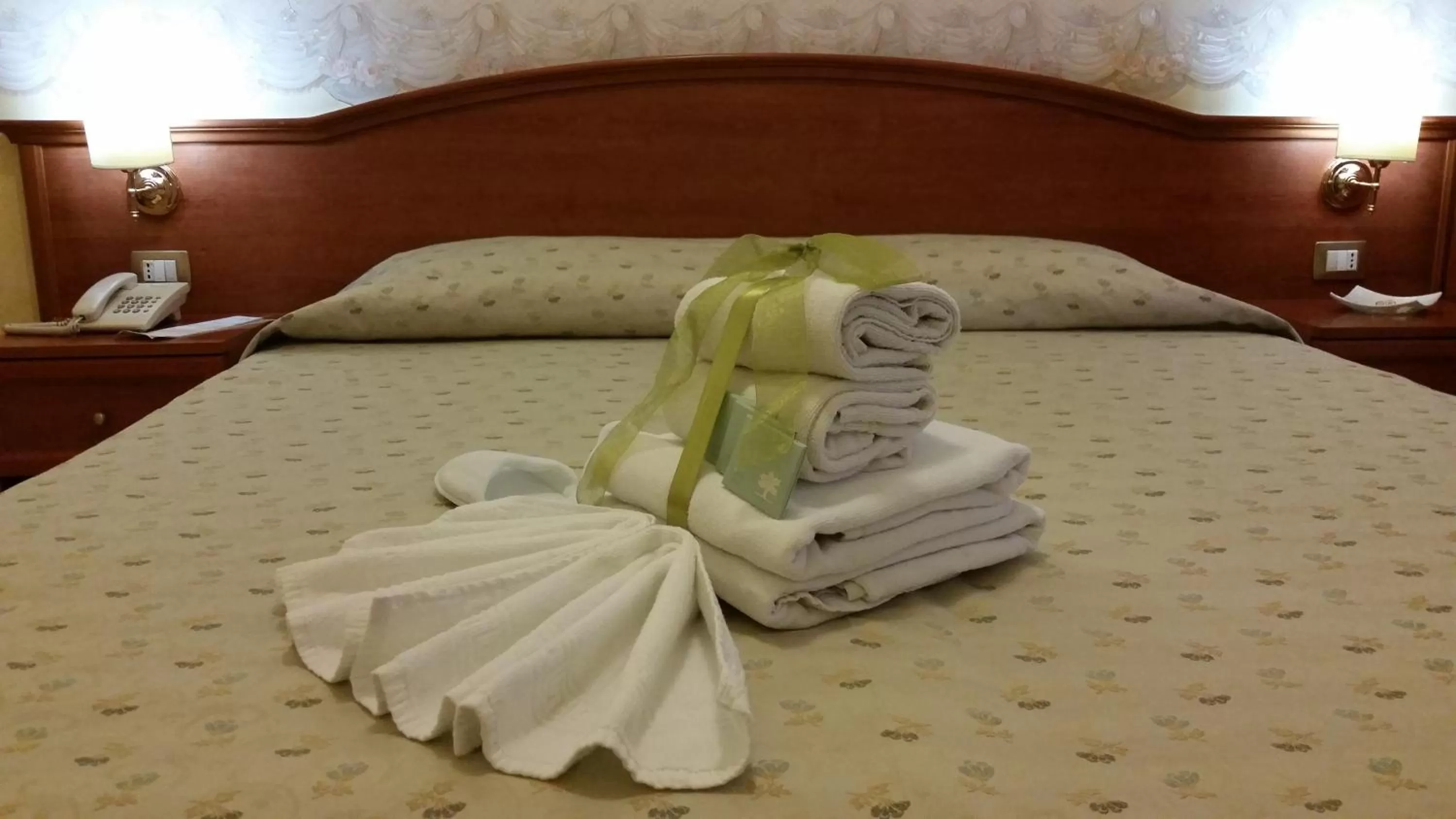 Decorative detail, Bed in Grand Hotel Stella Maris Italia