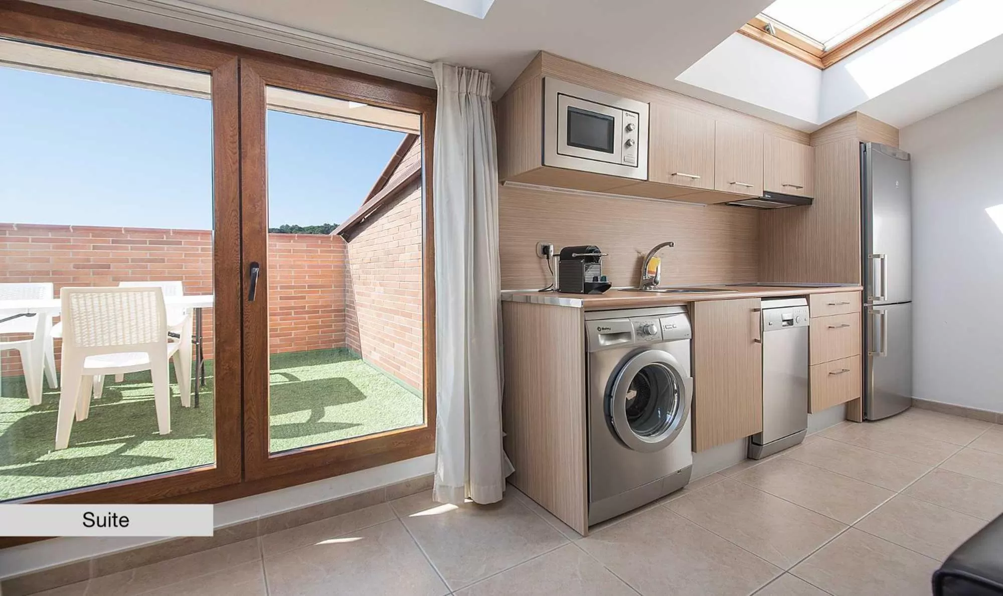 Coffee/tea facilities, Kitchen/Kitchenette in Sono & SPA - Adults Only