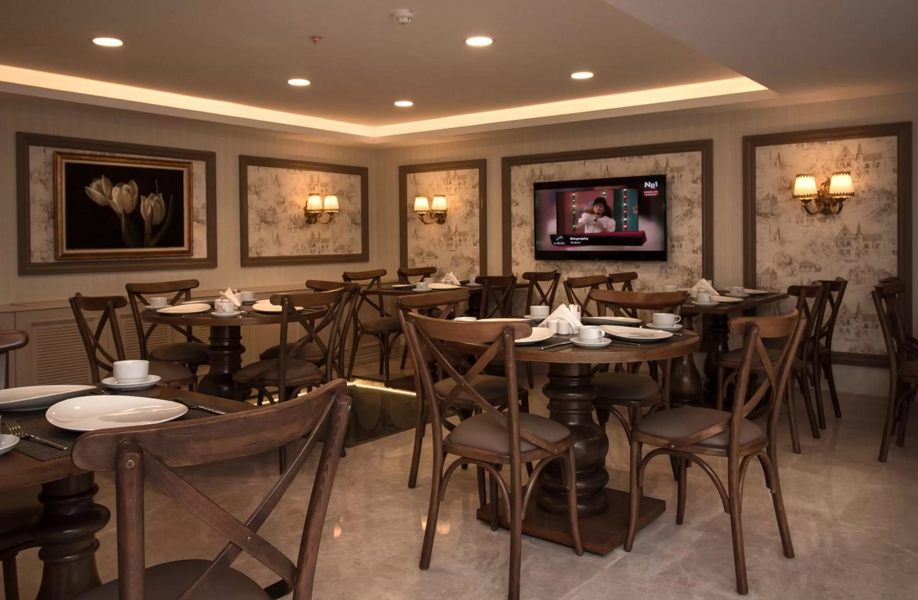 Buffet breakfast in Istanbul Town Hotel