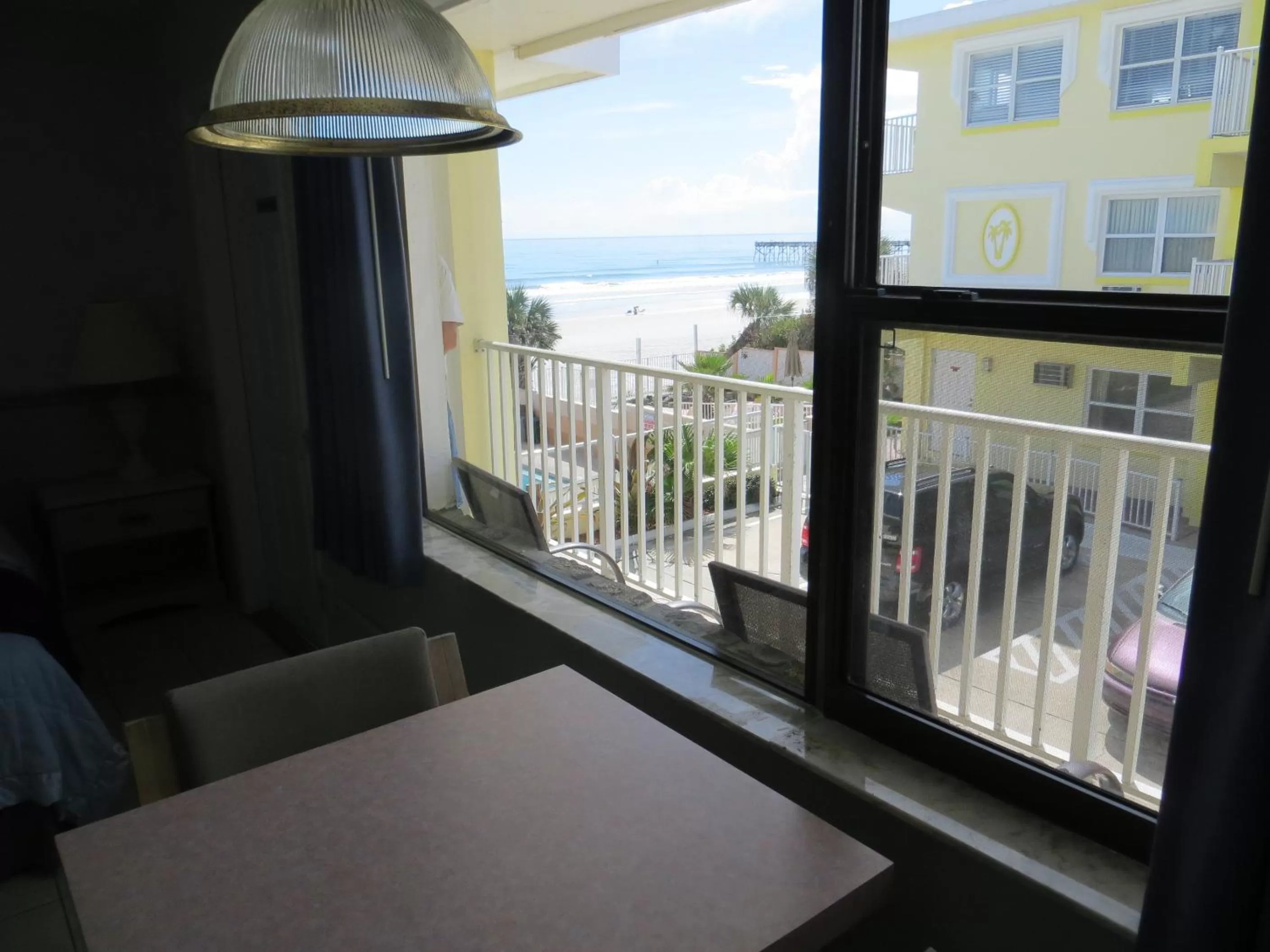Dining area in Sand Castle Motel