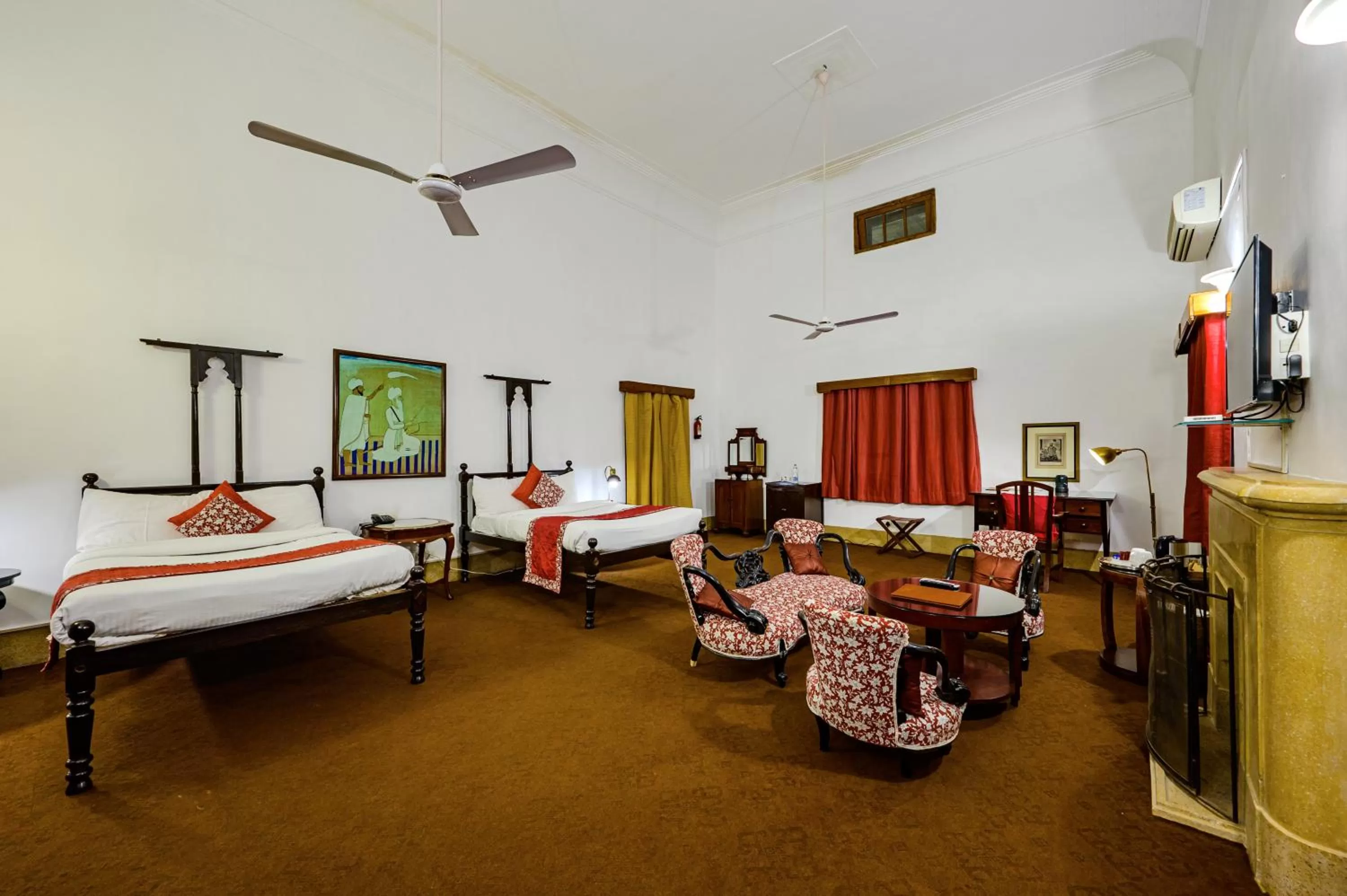 Bed in Neemrana's - Baradari Palace