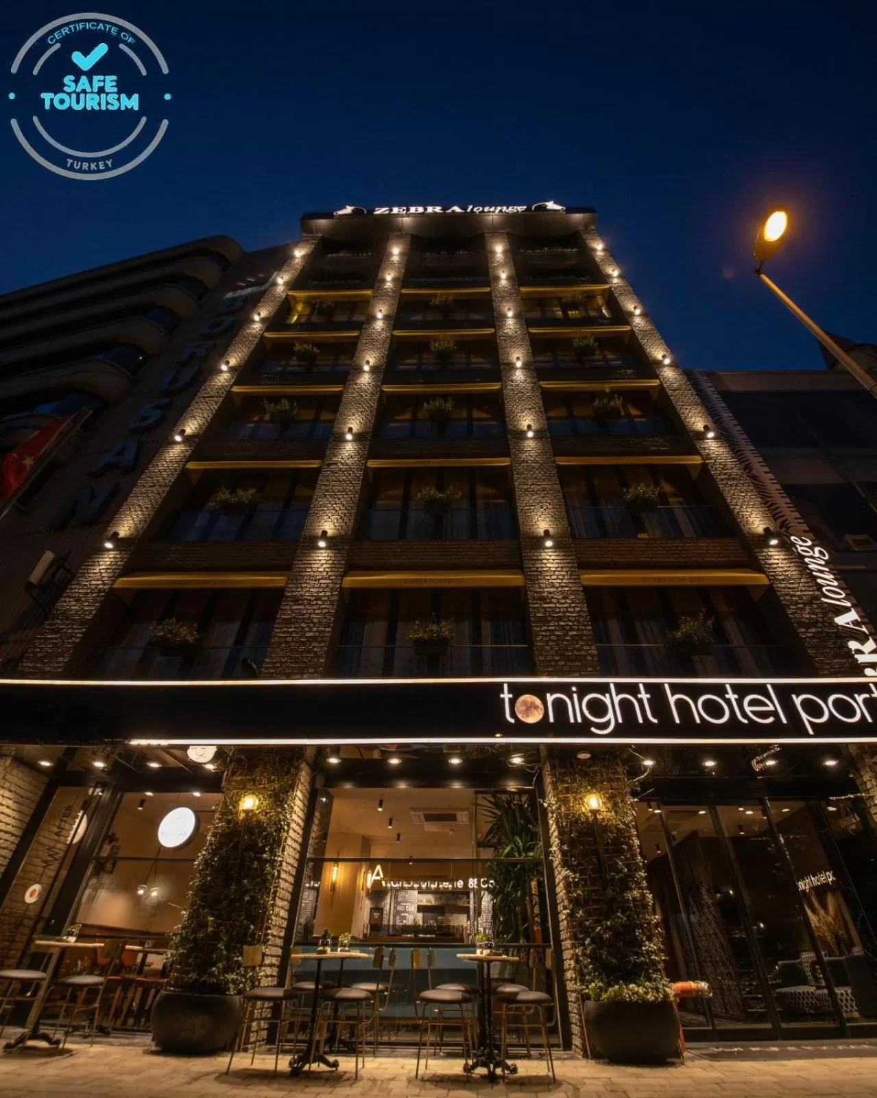 Property building in Tonight Hotel Port