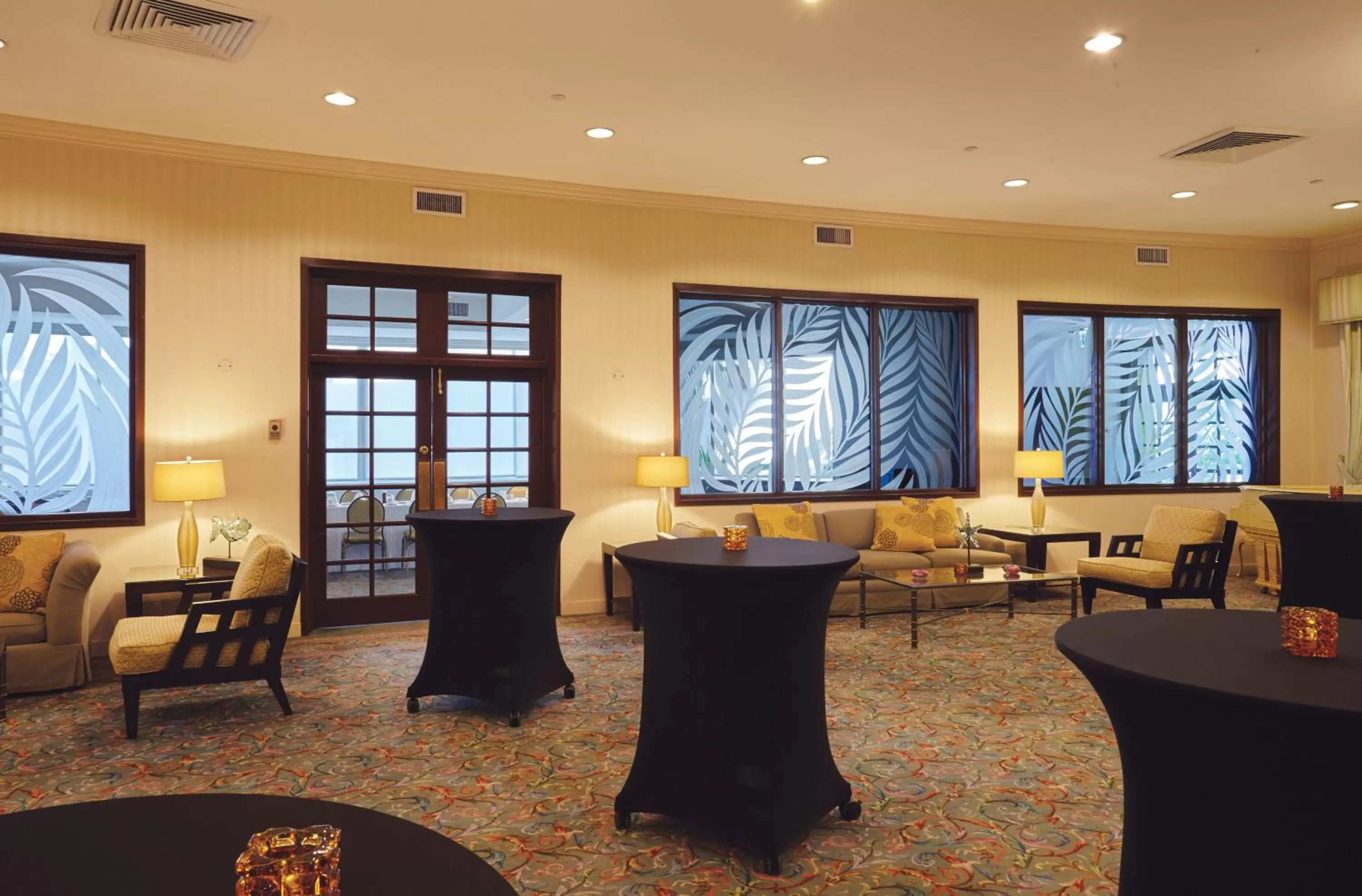 Lobby or reception in Sea View Hotel