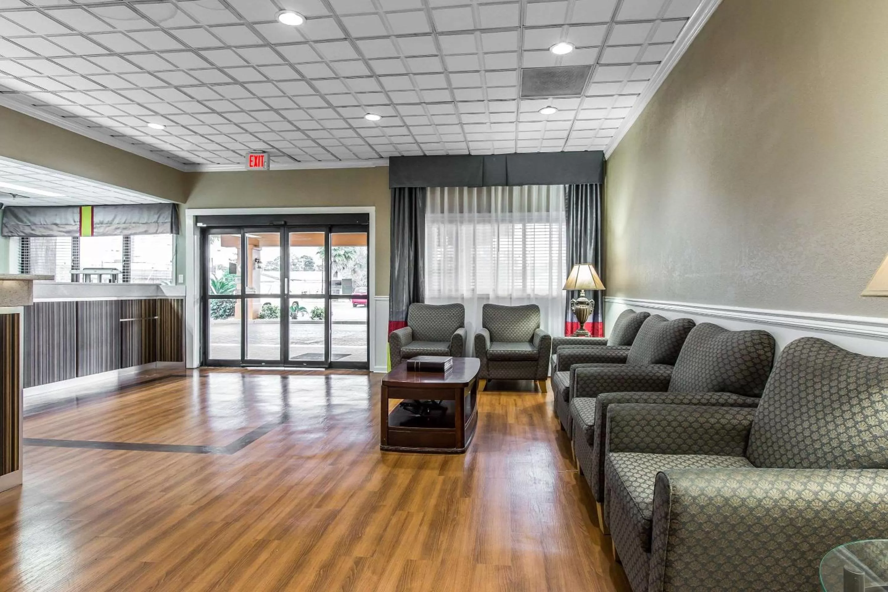 Lobby or reception in Quality Inn Savannah Midtown