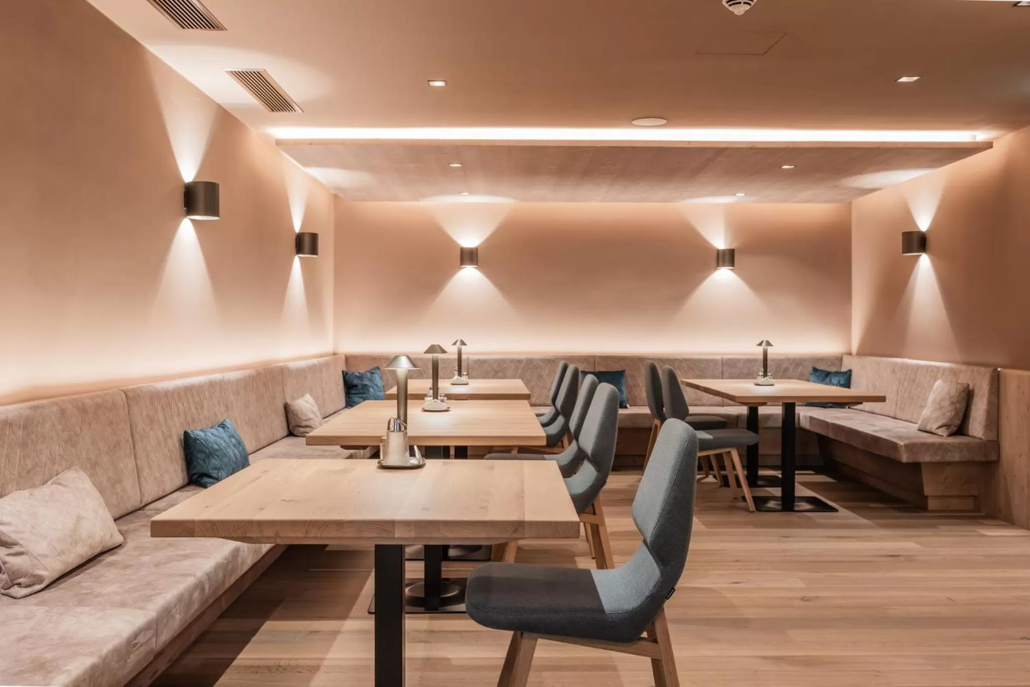 Lobby or reception, Restaurant/Places to Eat in Hotel Kristall