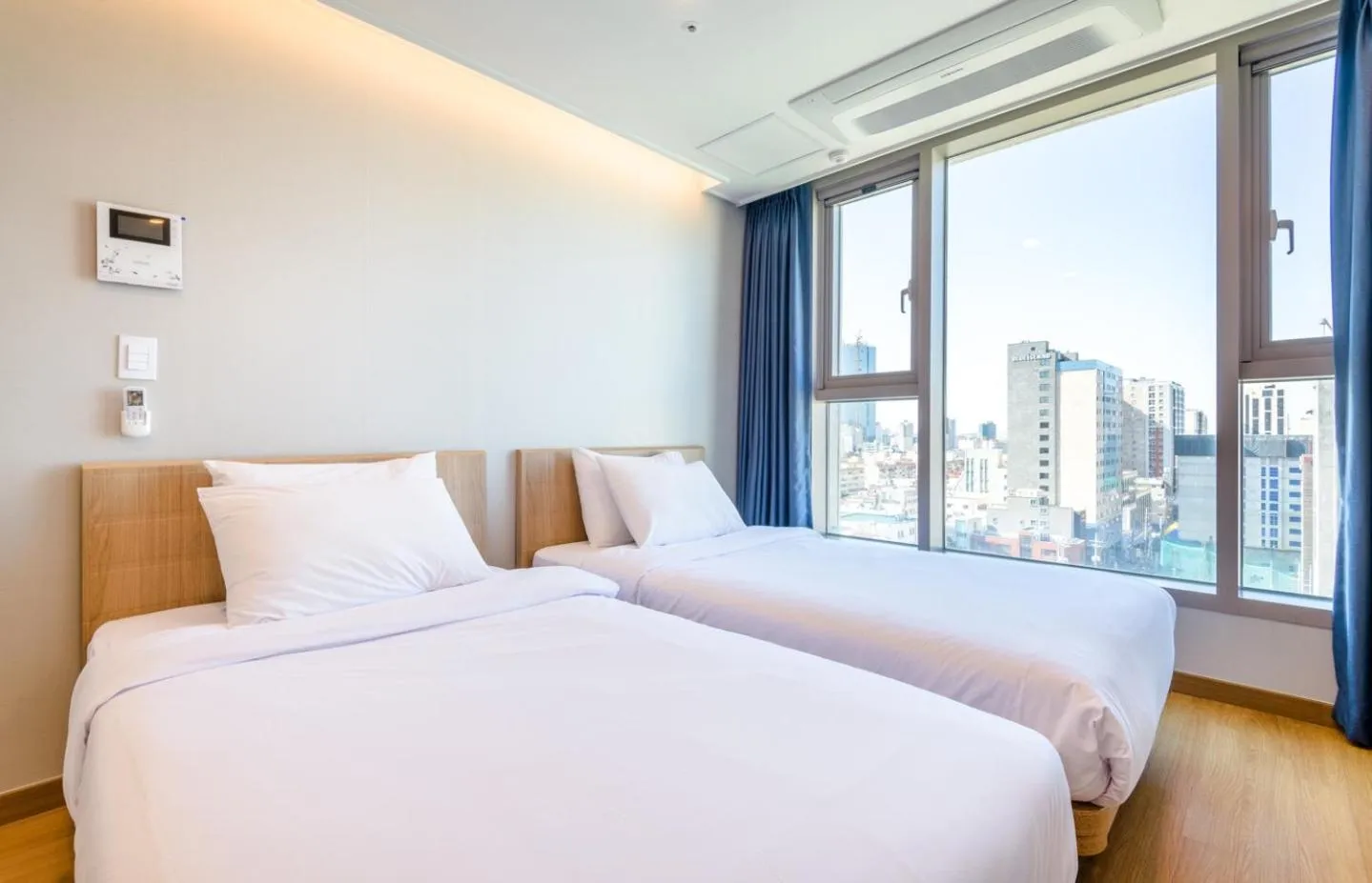 Bed in Hi Residences