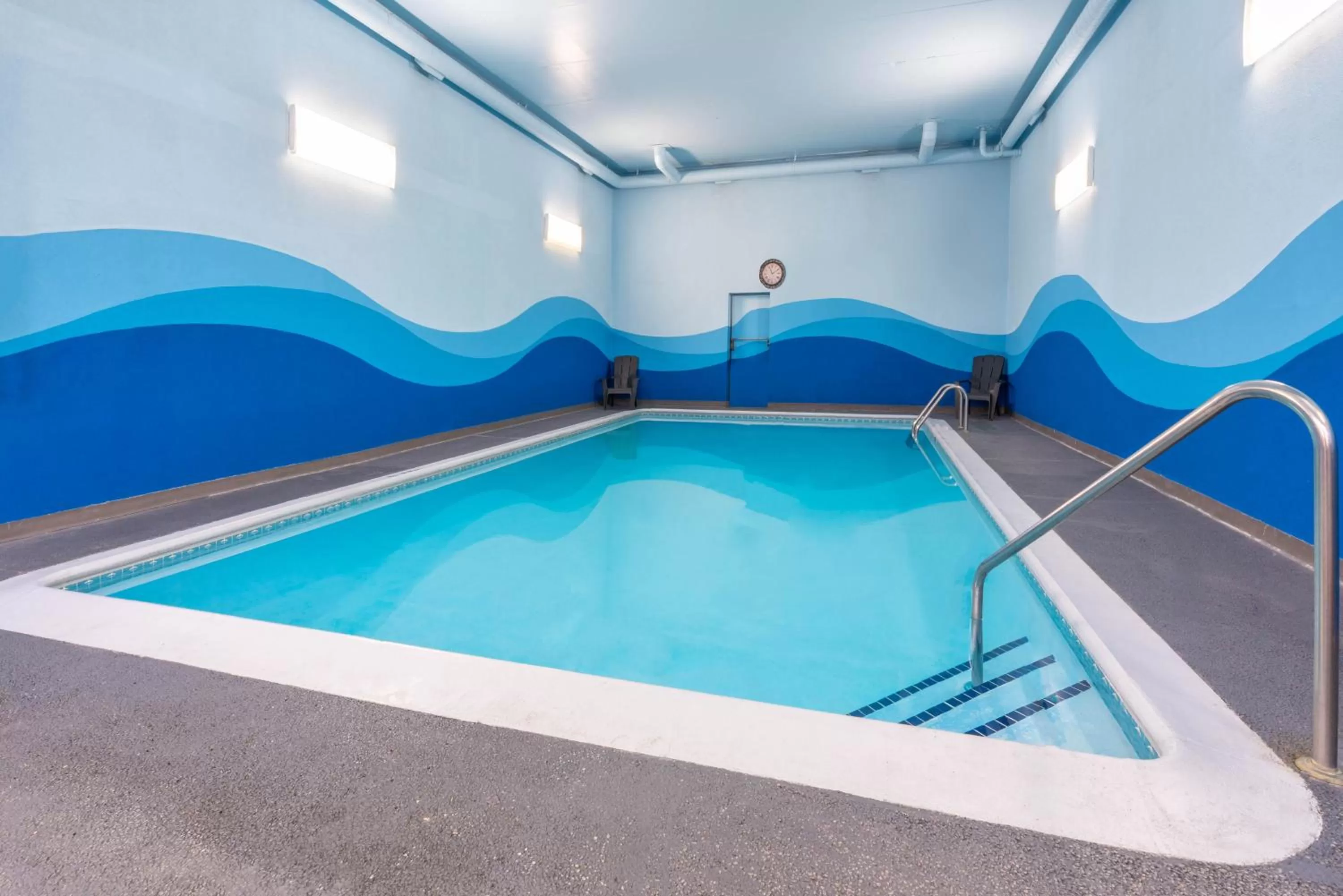 Swimming pool in Ramada by Wyndham Coquitlam
