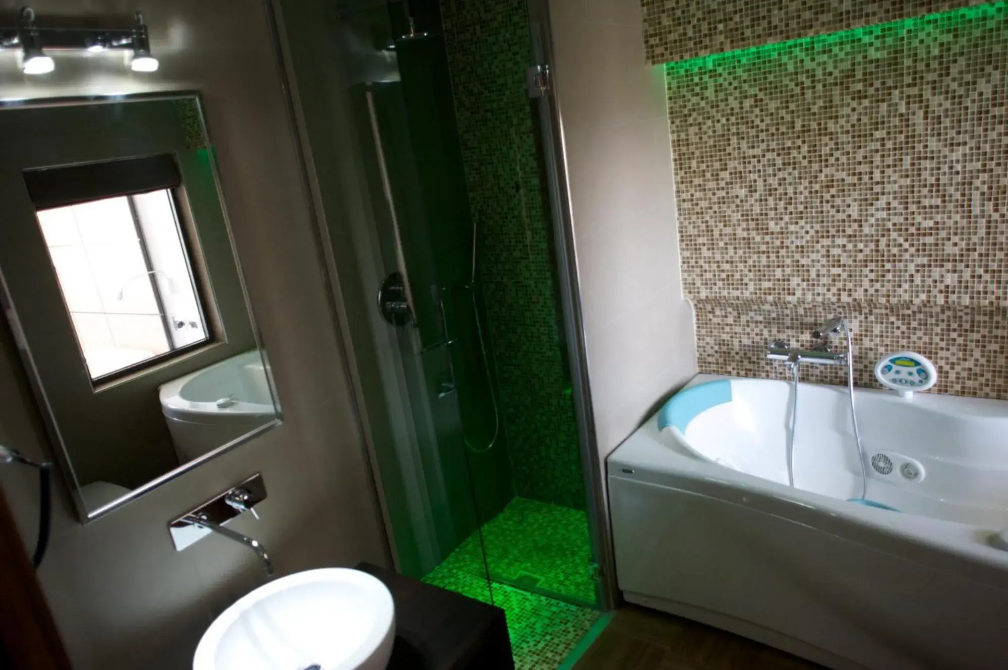 Superior Queen Room in Hotel Cimarosa Superior Queen Room in Hotel Cimarosa