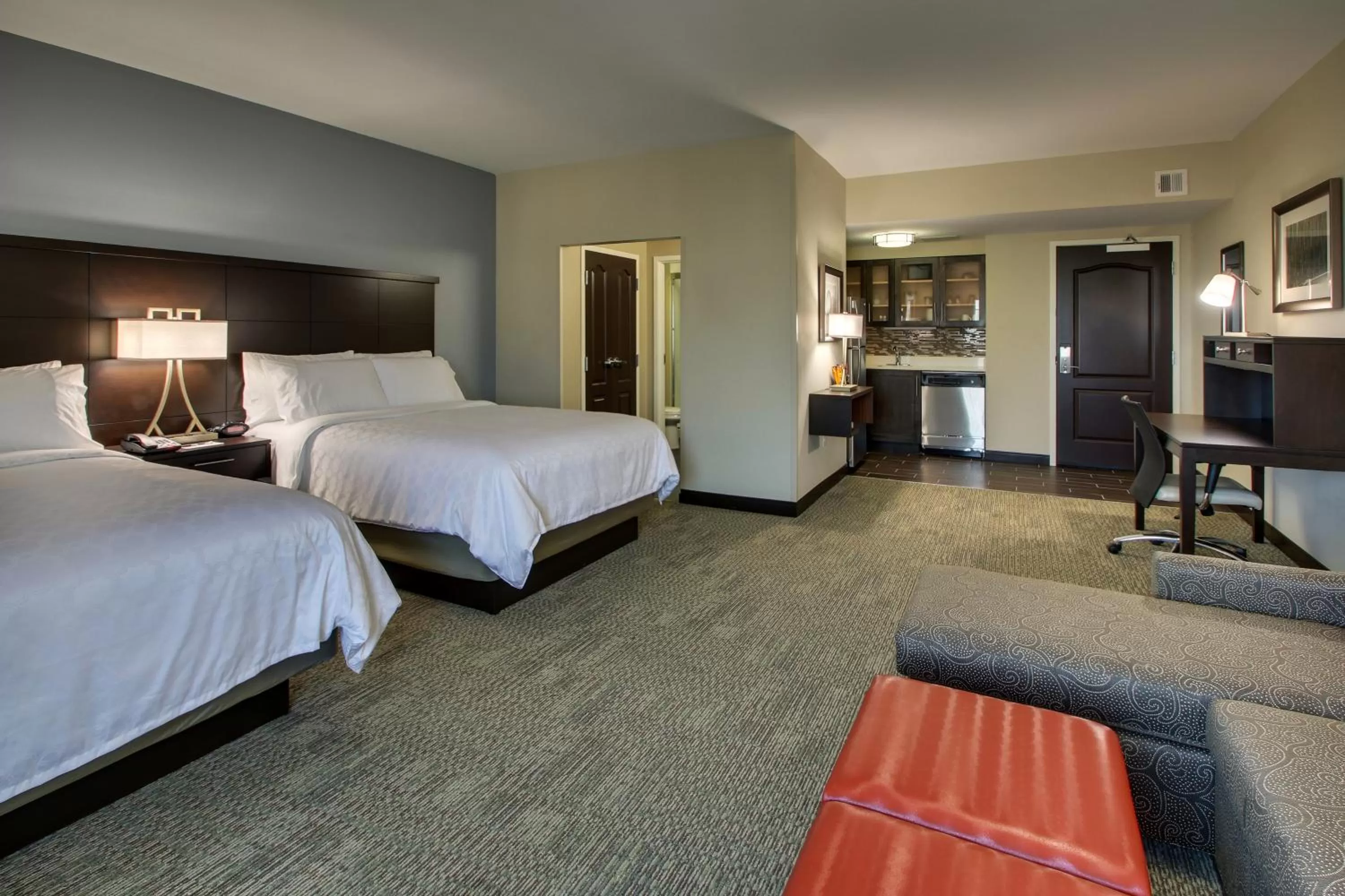 Guests, Bed in Staybridge Suites - Rock Hill by IHG