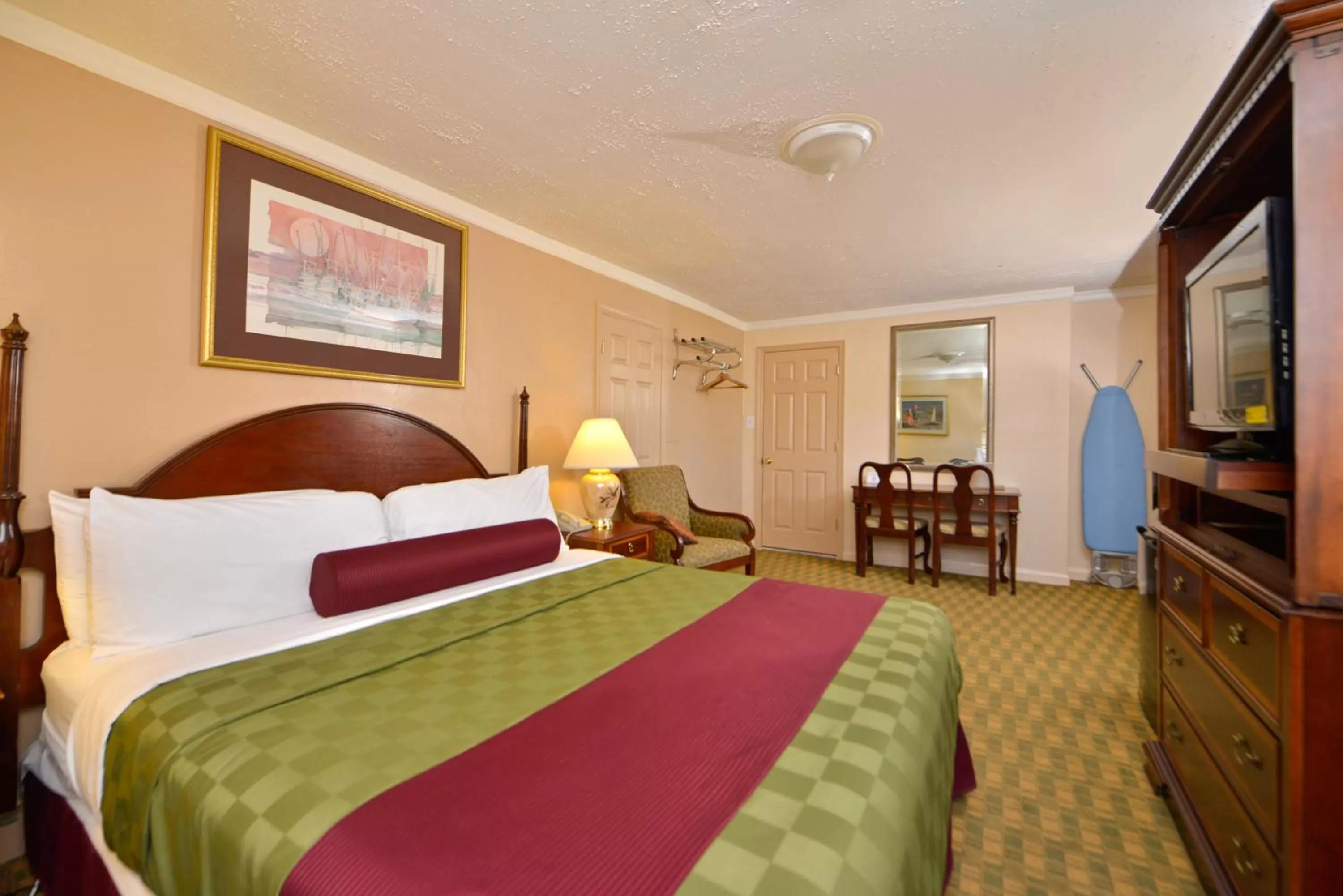 Photo of the whole room in Americas Best Value Inn Chincoteague