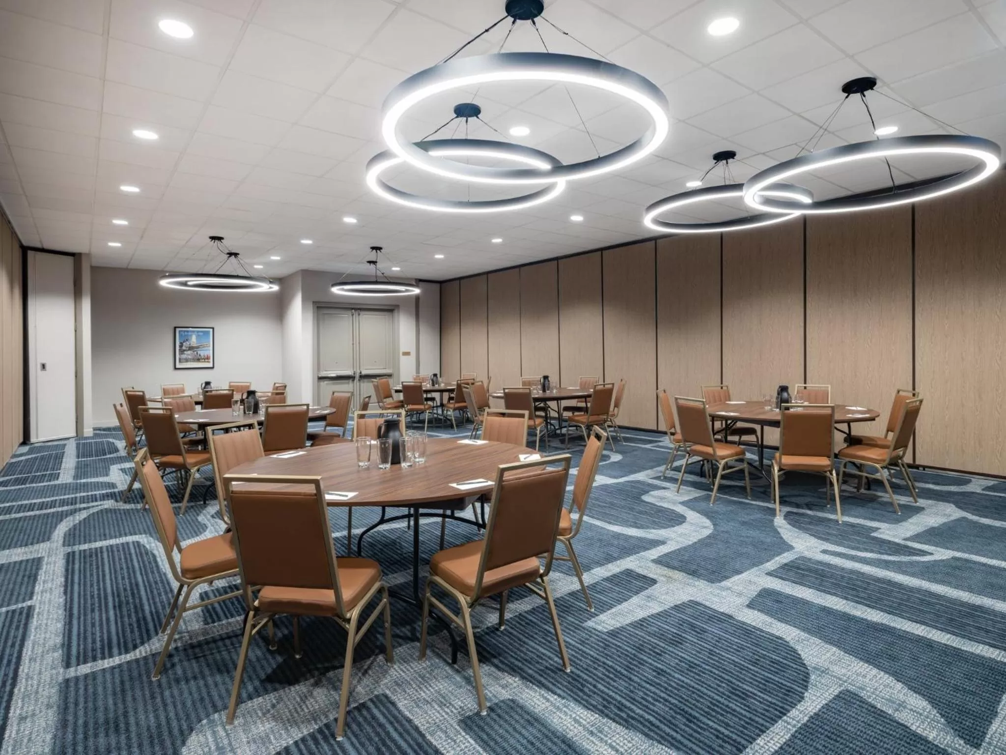 Meeting/conference room in Staybridge Suites Chicago O'Hare - Rosemont by IHG