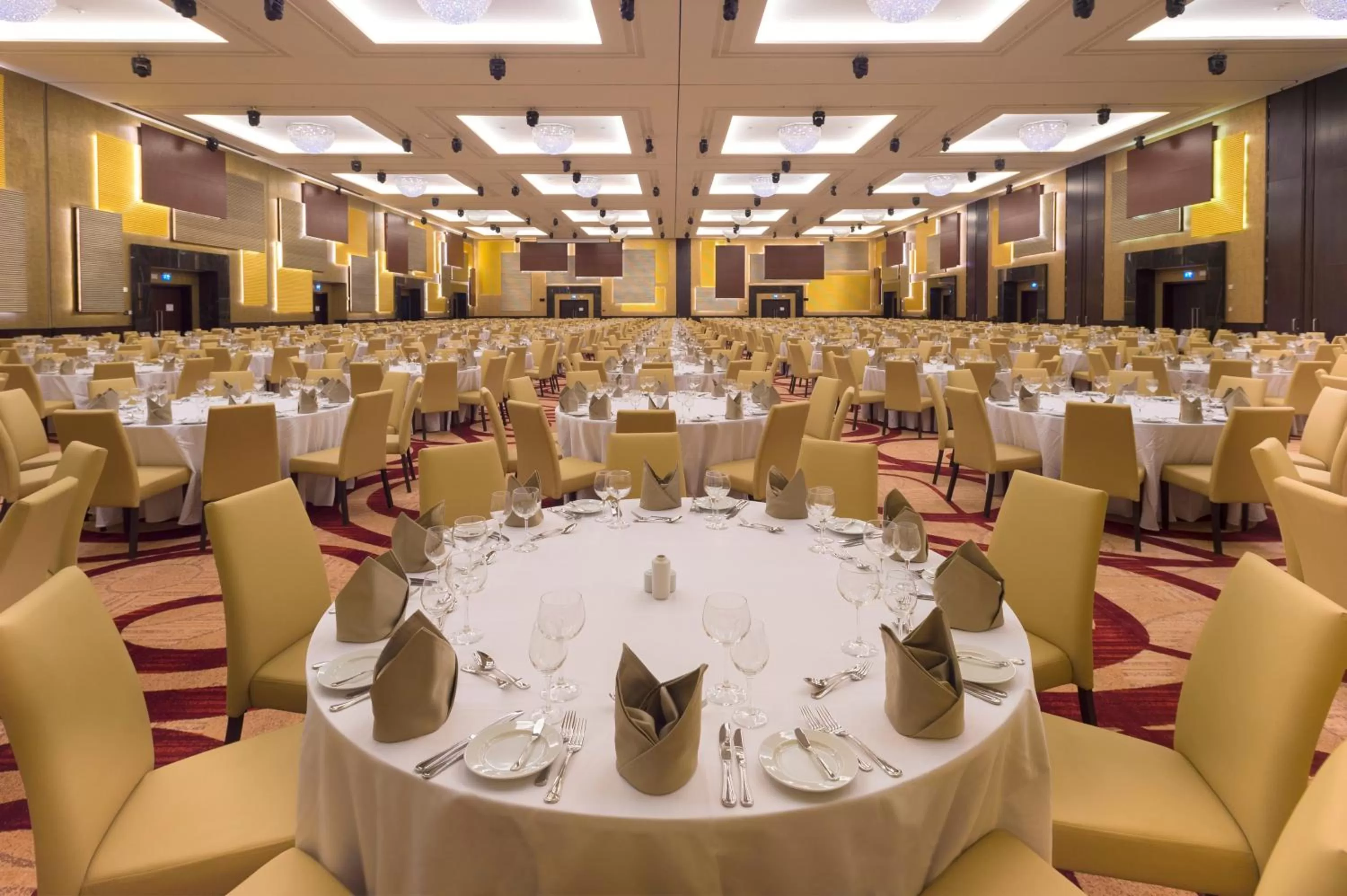 Banquet/Function facilities in Crowne Plaza Riyadh - RDC Hotel & Convention by IHG