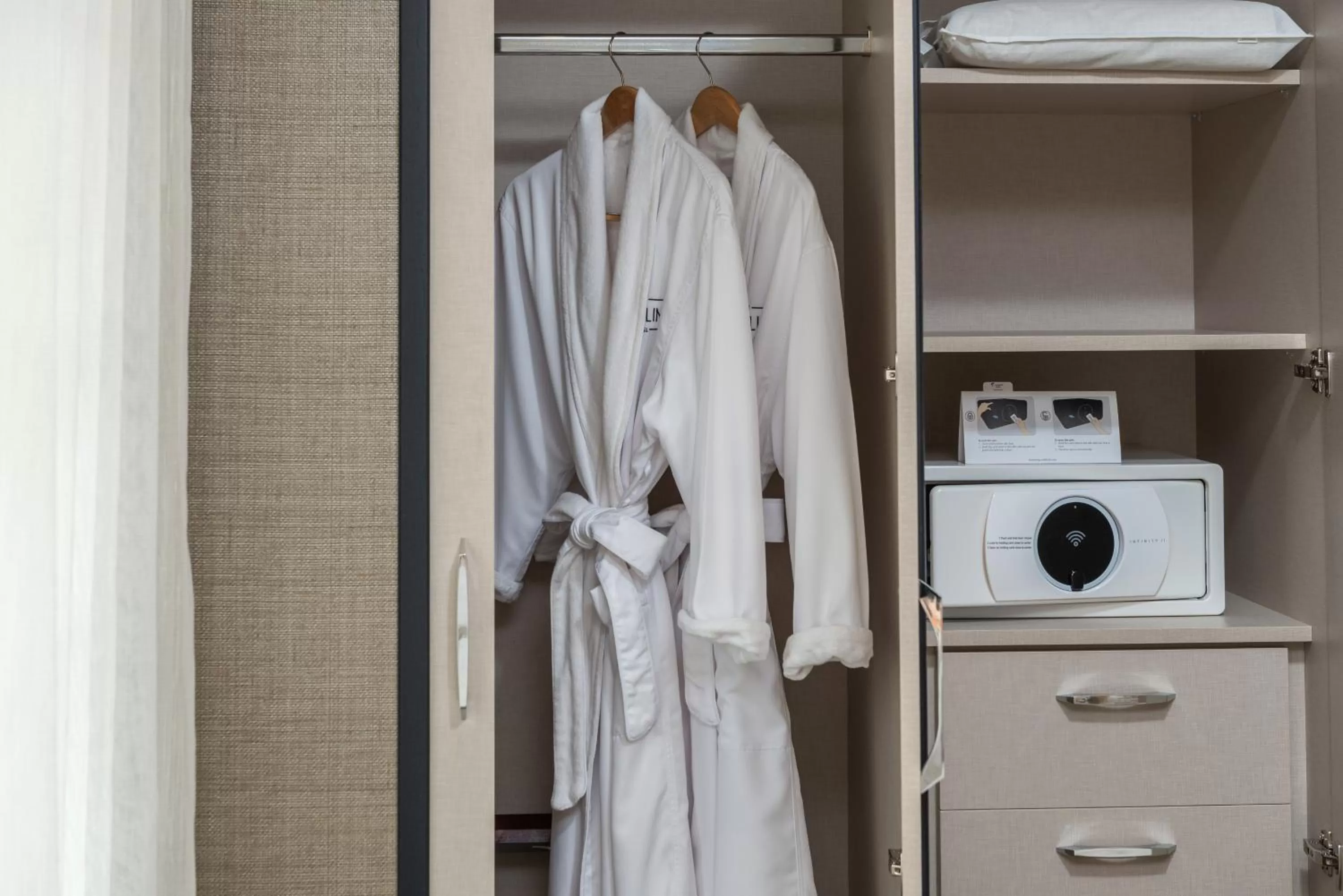 Decorative detail in The Marlin Hotel