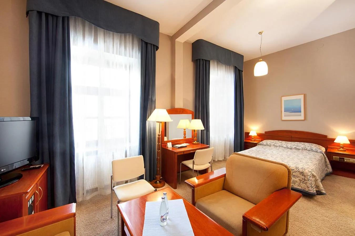 TV and multimedia in Blue Swan