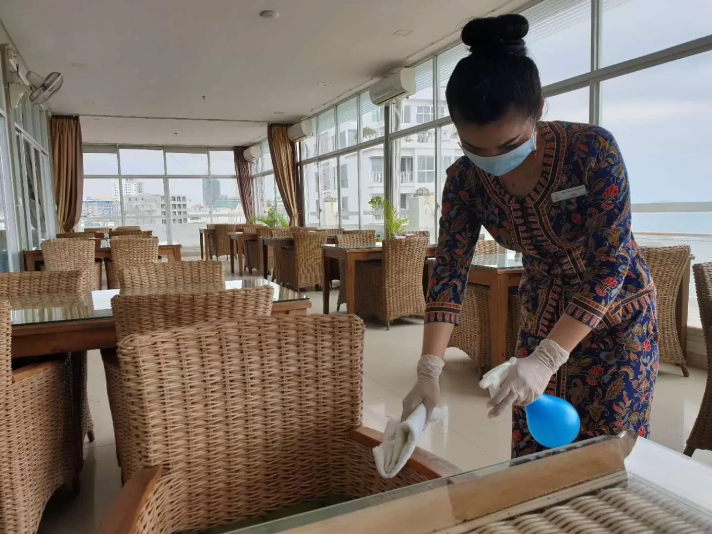 Restaurant/places to eat in Aristocrat Residence & Hotel