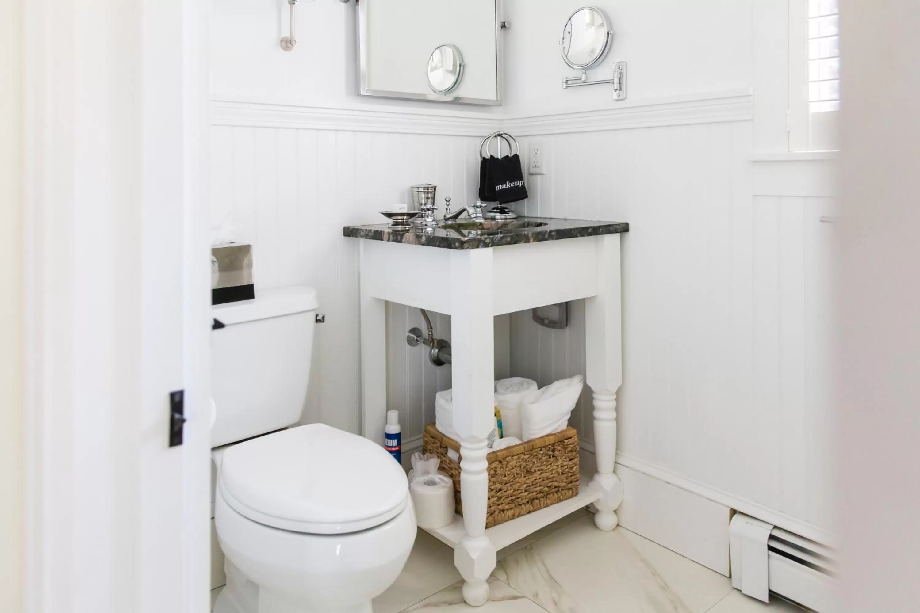 Bathroom in The Platinum Pebble Boutique Inn - Adults Only Property
