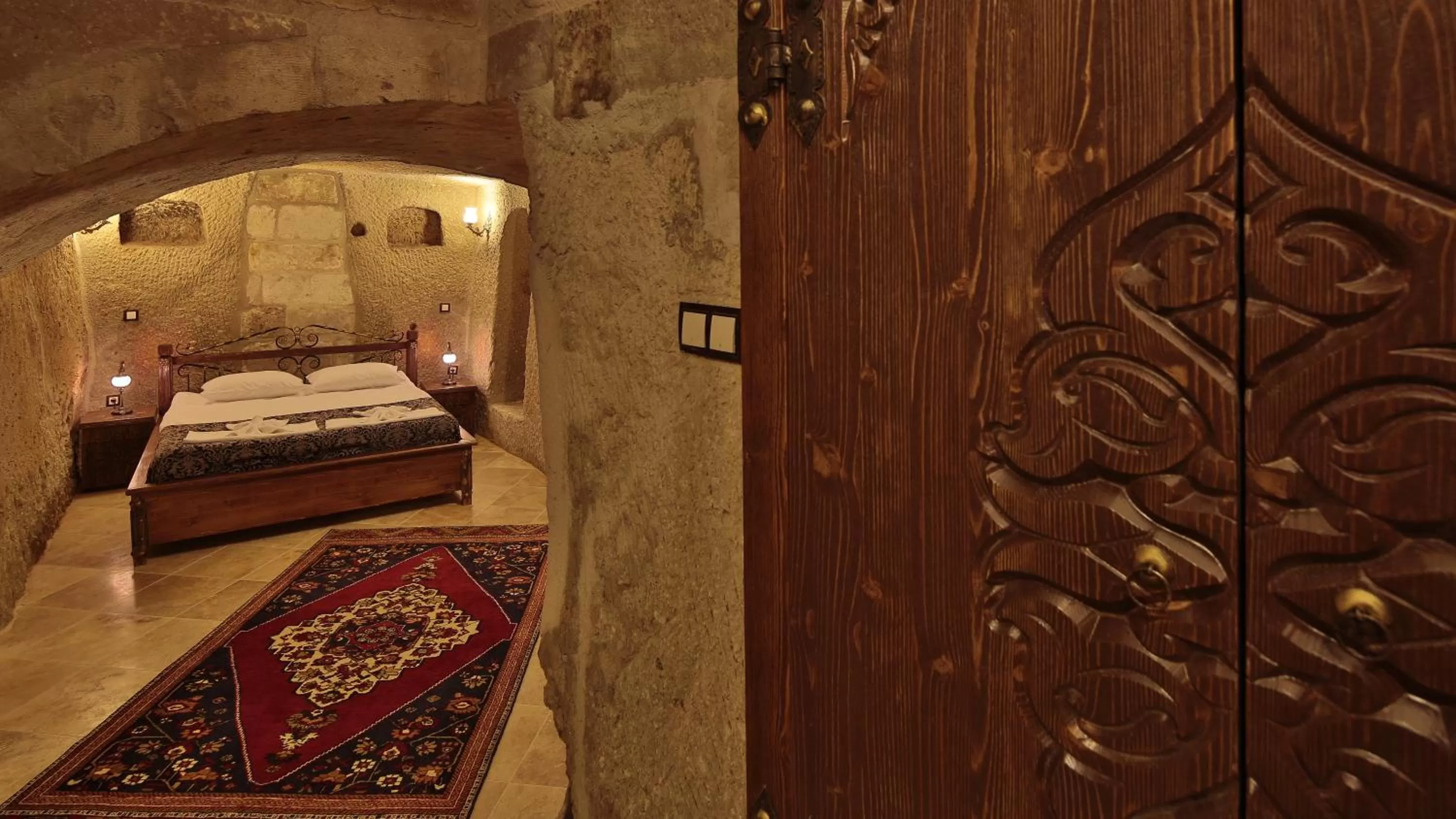 Photo of the whole room, Bed in Cappadocia Cave Land Hotel