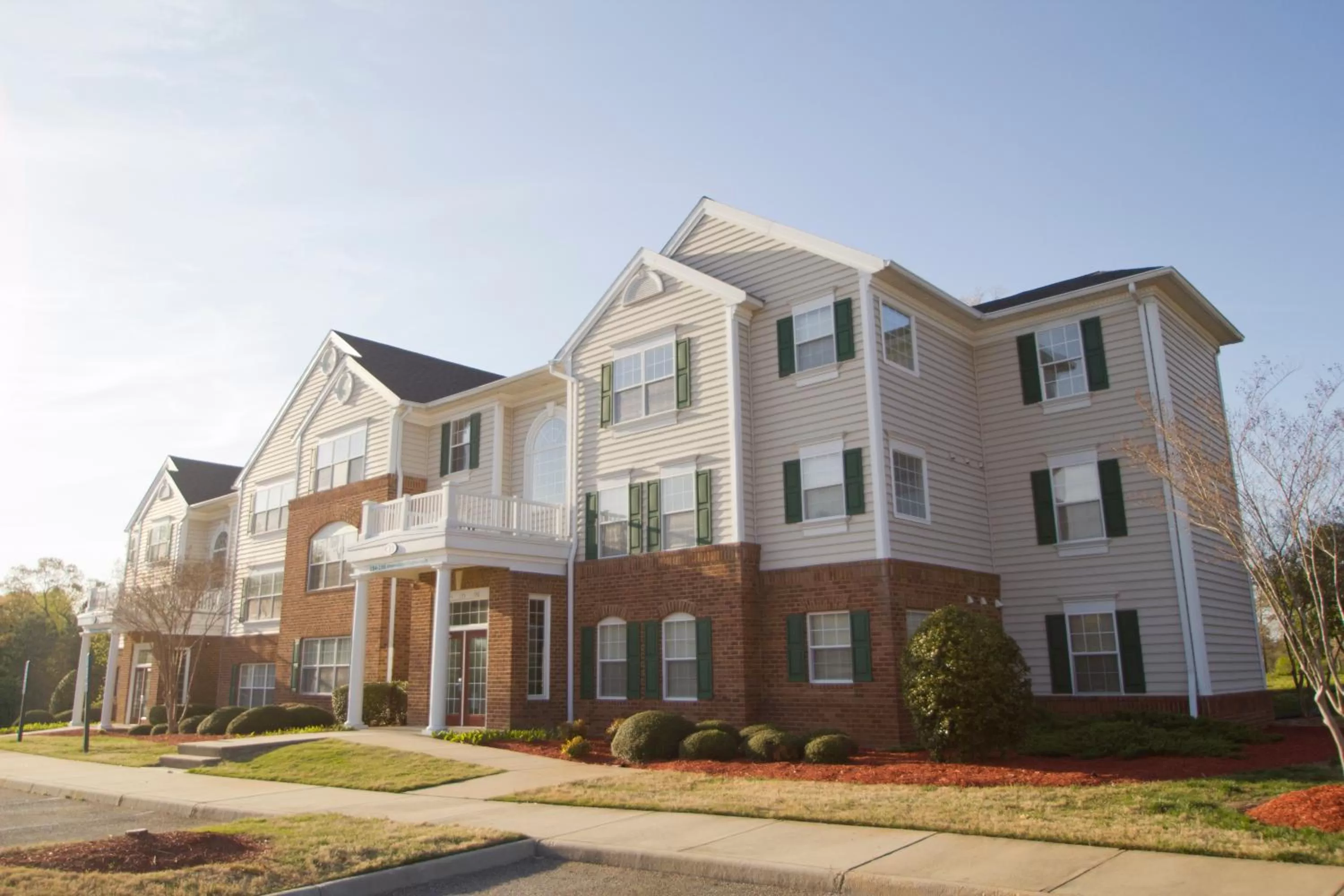 Property building in Hilton Vacation Club Greensprings Williamsburg