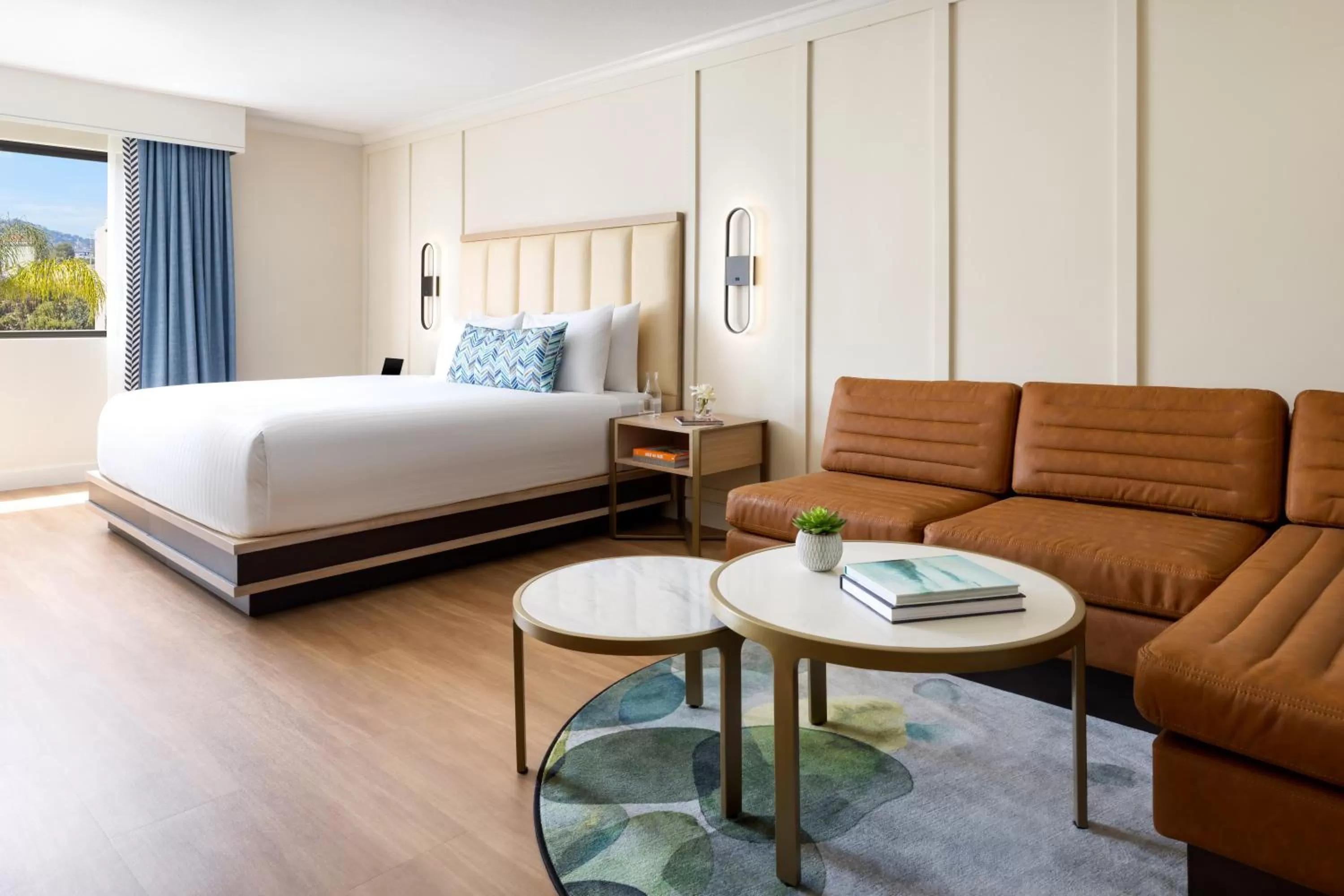 Bed in The Anza-a Calabasas Hotel