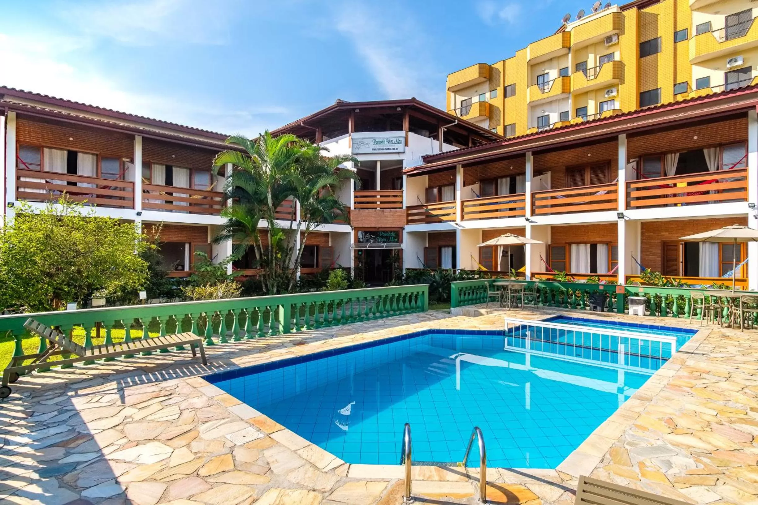 Property building in Pousada Vivamar